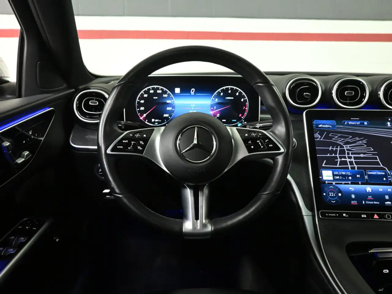 Mercedes-Benz C-Class снимка Mercedes-Benz C-Class