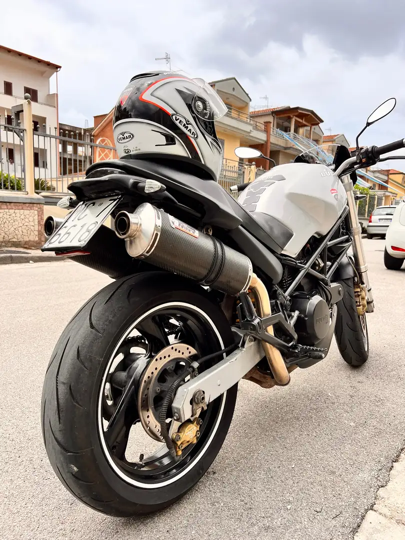 Ducati Monster 600 metallic Gris - 2