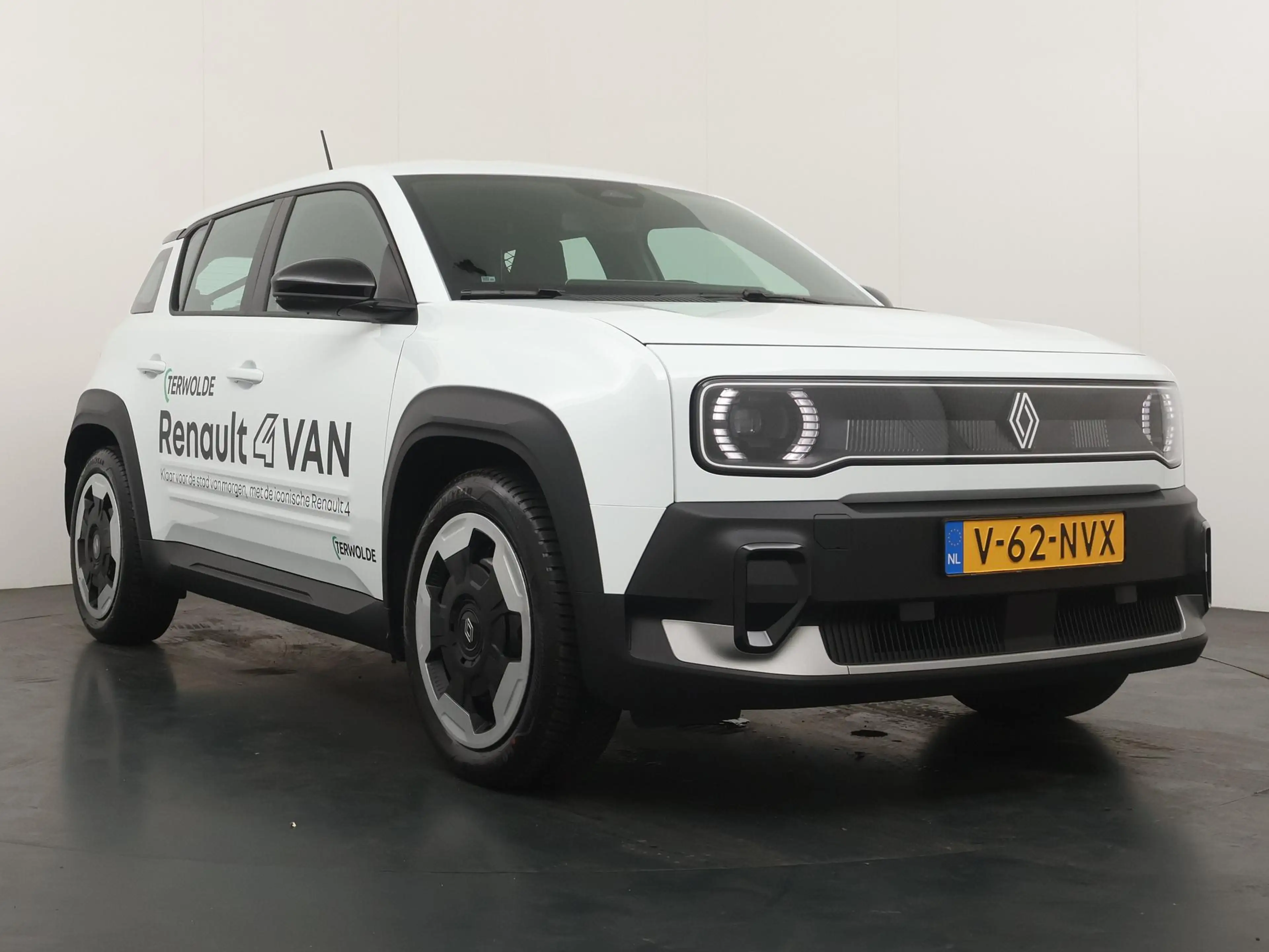 Renault R 4 evolution 150 pk comfort range Van | Stoel- & Stuu — photo 7