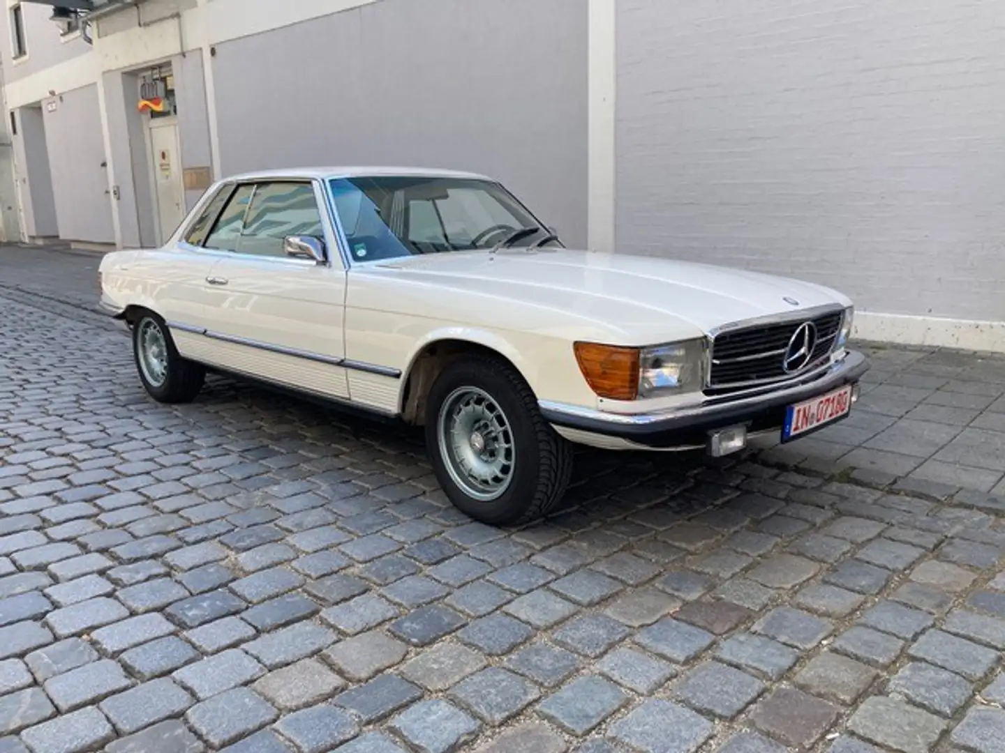 Mercedes-Benz SLC 350 - 1