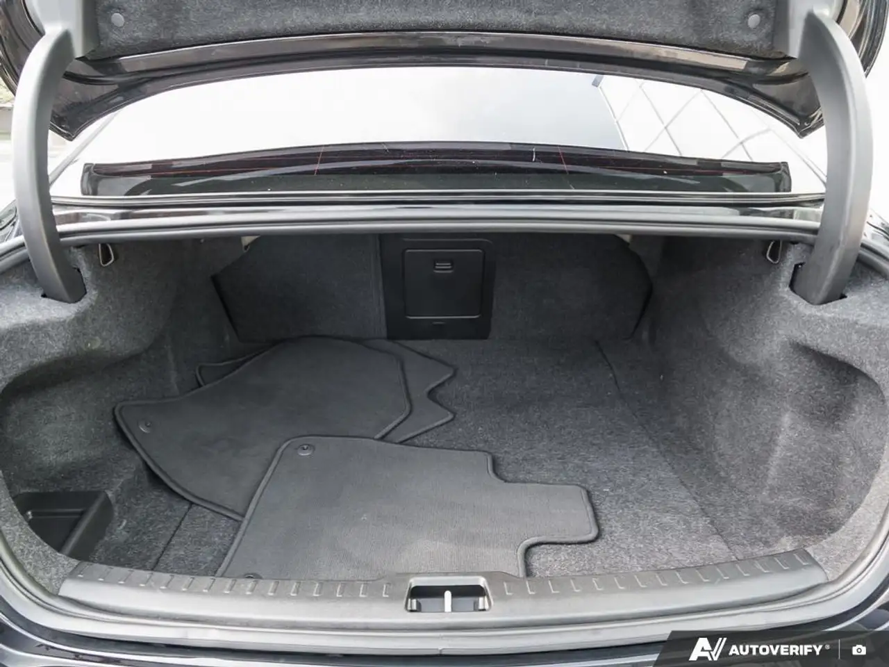 Volvo S60 снимка Volvo S60