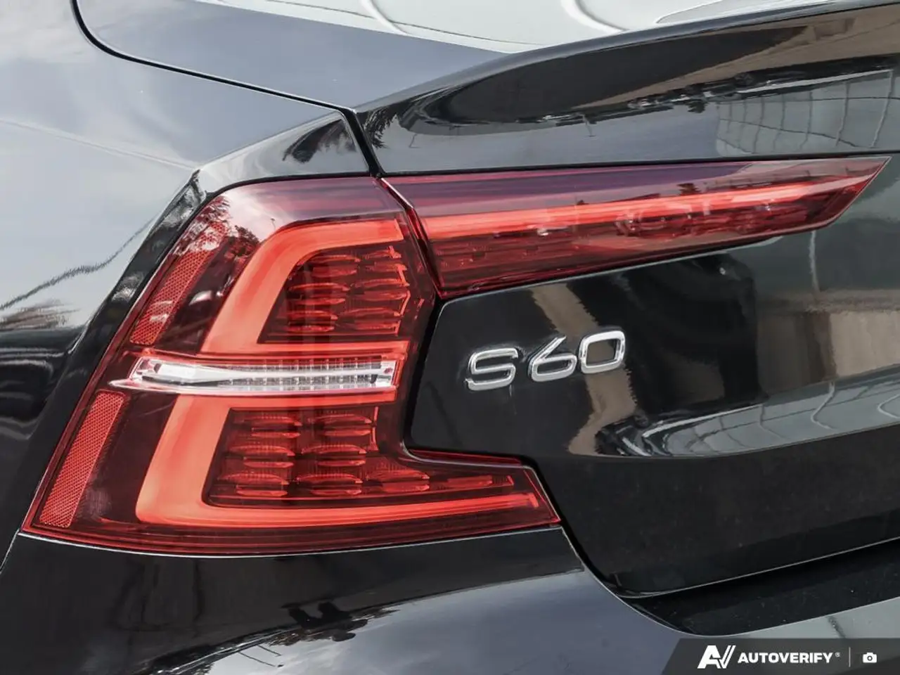 Volvo S60 снимка Volvo S60
