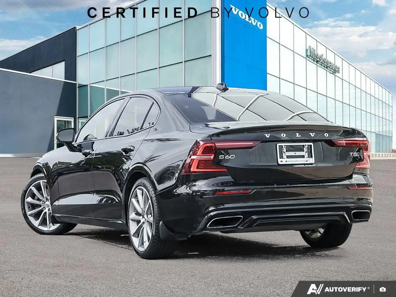Volvo S60 снимка Volvo S60