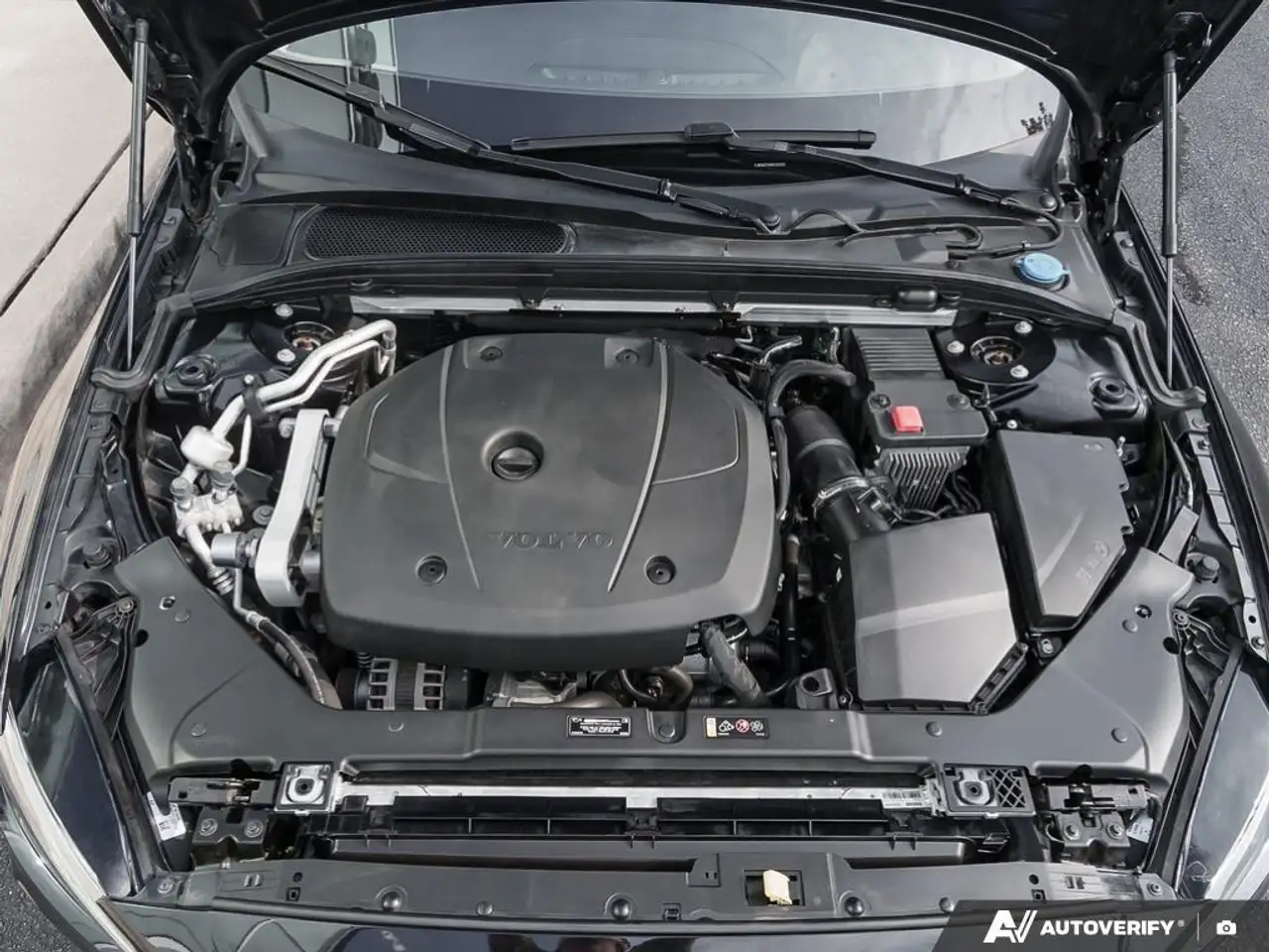 Volvo S60 снимка Volvo S60