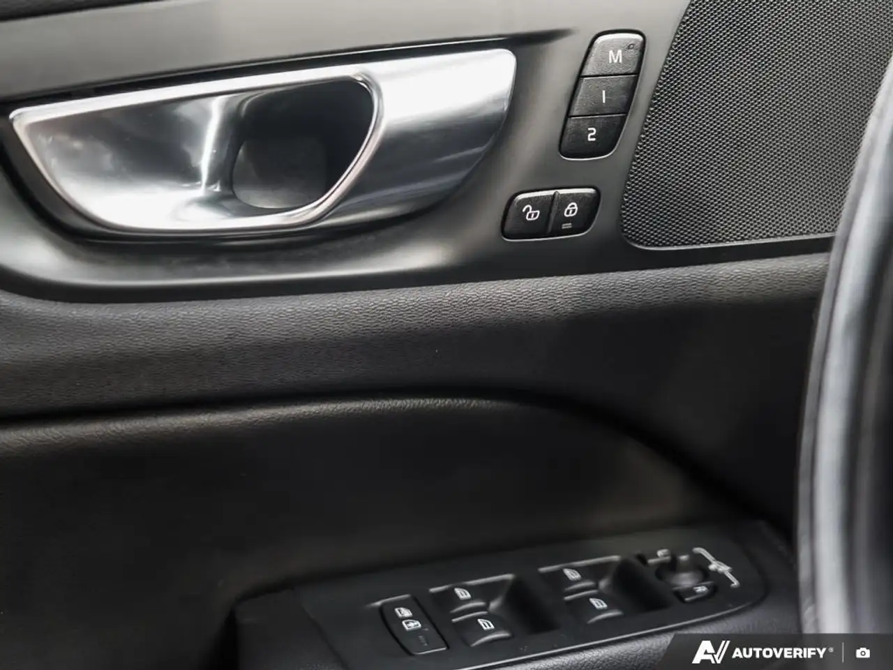 Volvo S60 снимка Volvo S60