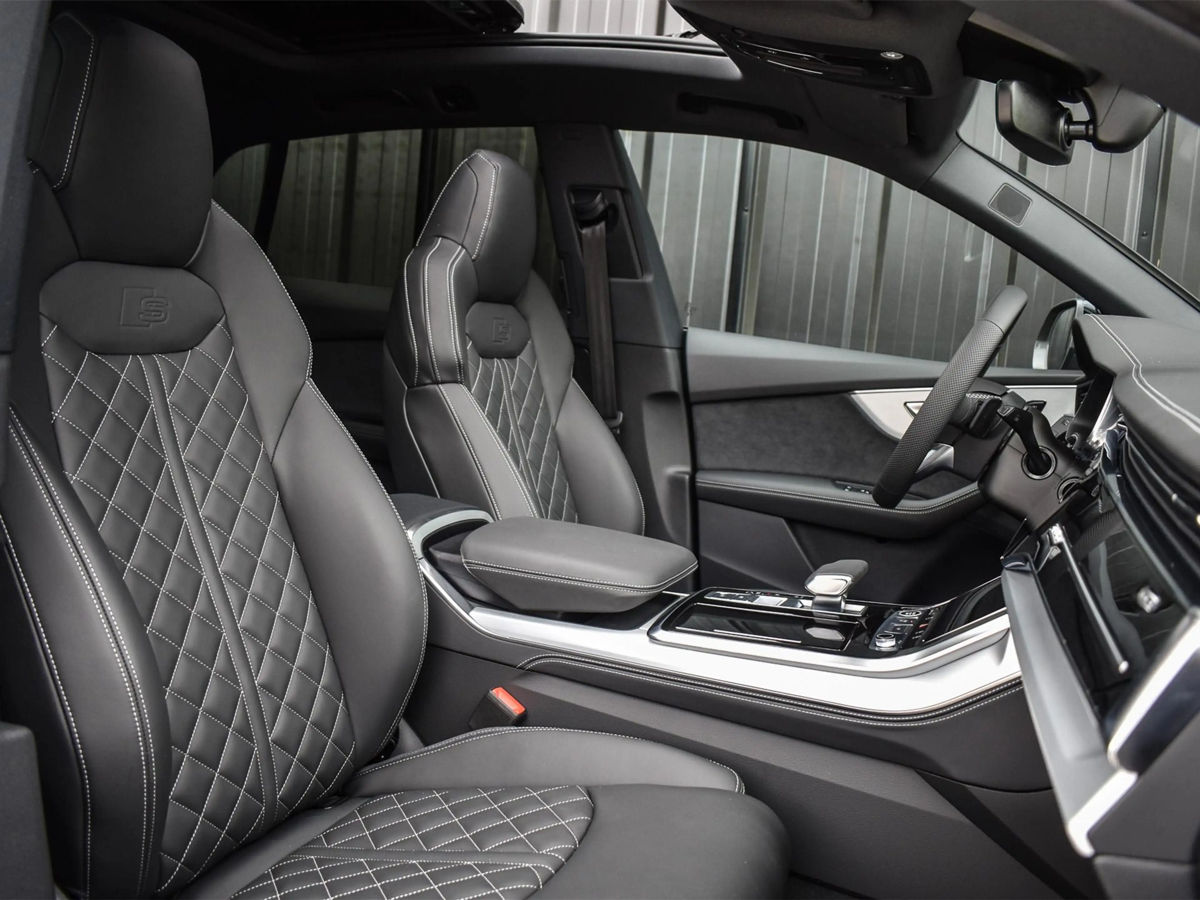 Audi Q8 55 TFSI e quattro Pro Line S Memory seats | 360 Ca — photo 2