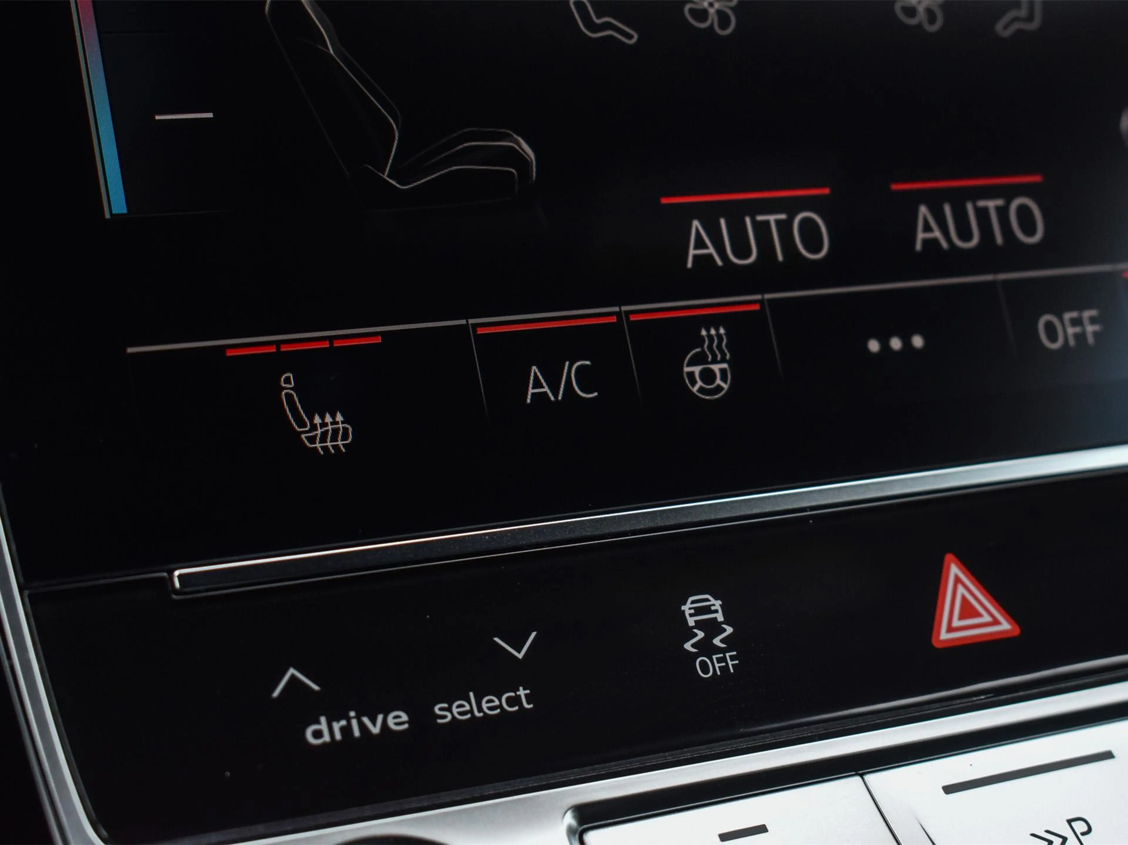 Audi Q8 55 TFSI e quattro Pro Line S Memory seats | 360 Ca — photo 14