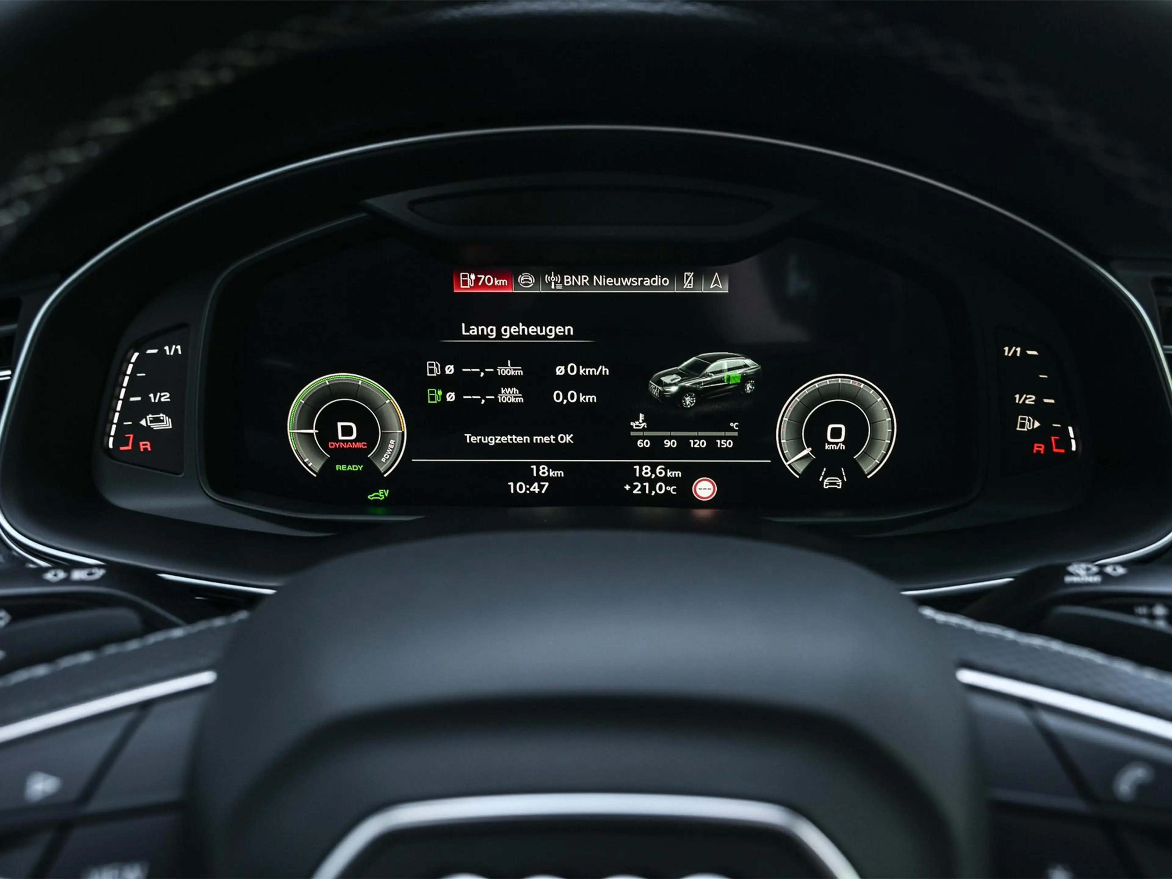 Audi Q8 55 TFSI e quattro Pro Line S Memory seats | 360 Ca — photo 5