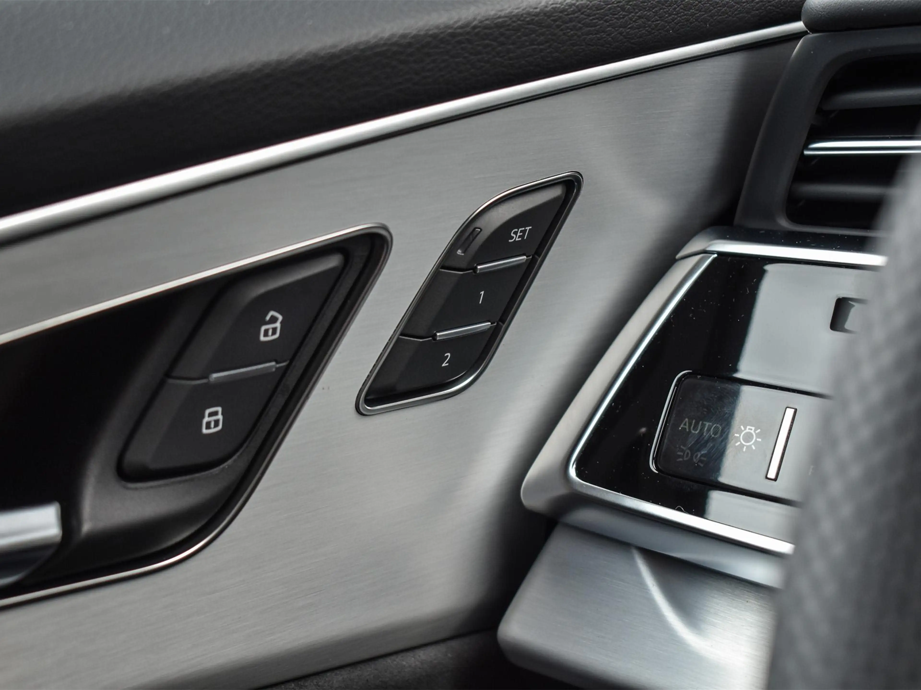 Audi Q8 55 TFSI e quattro Pro Line S Memory seats | 360 Ca — photo 13
