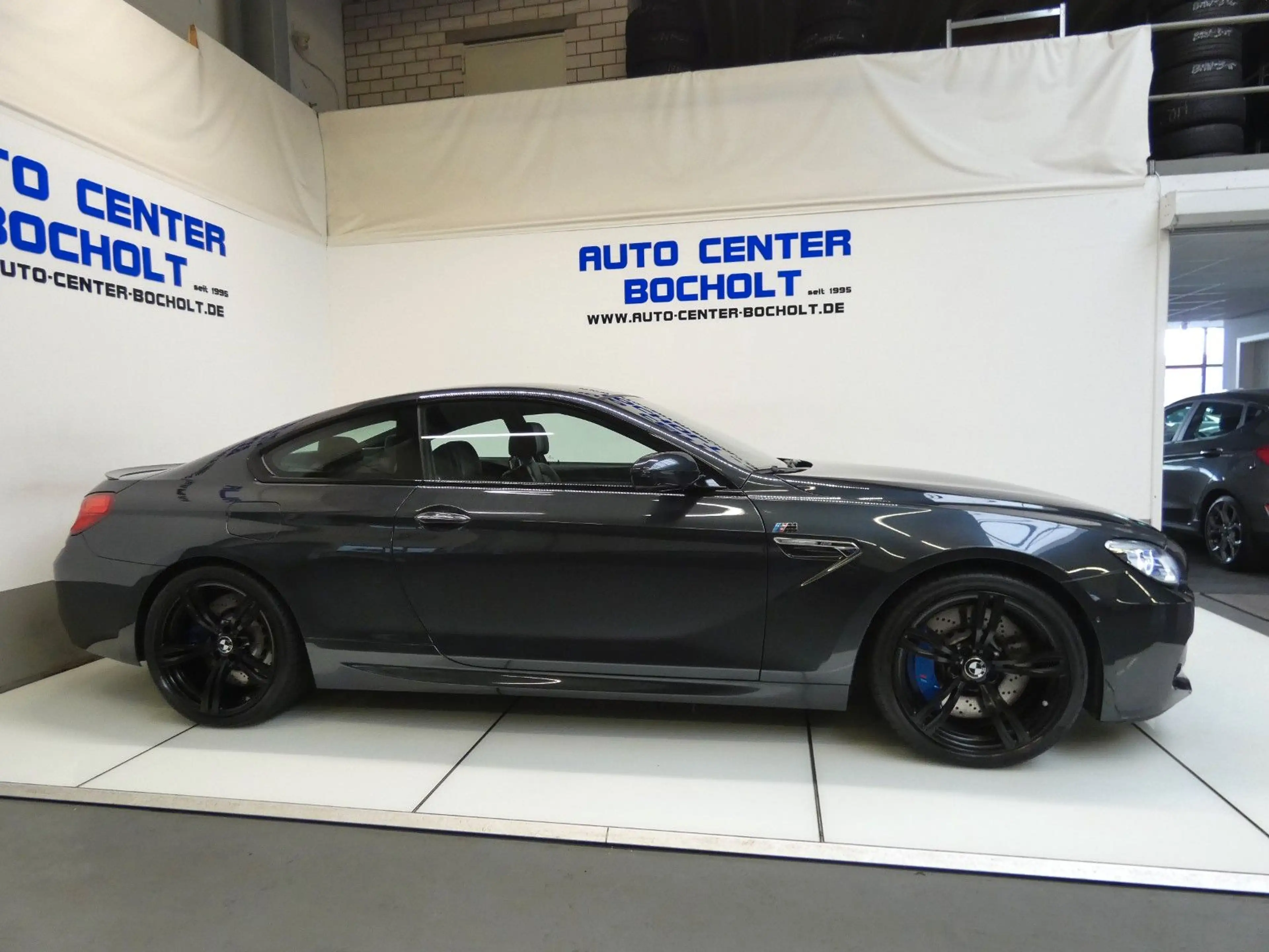 BMW M6 Coupe*HUD*360Kamera*NaviProf*LM 20-Zoll — photo 5