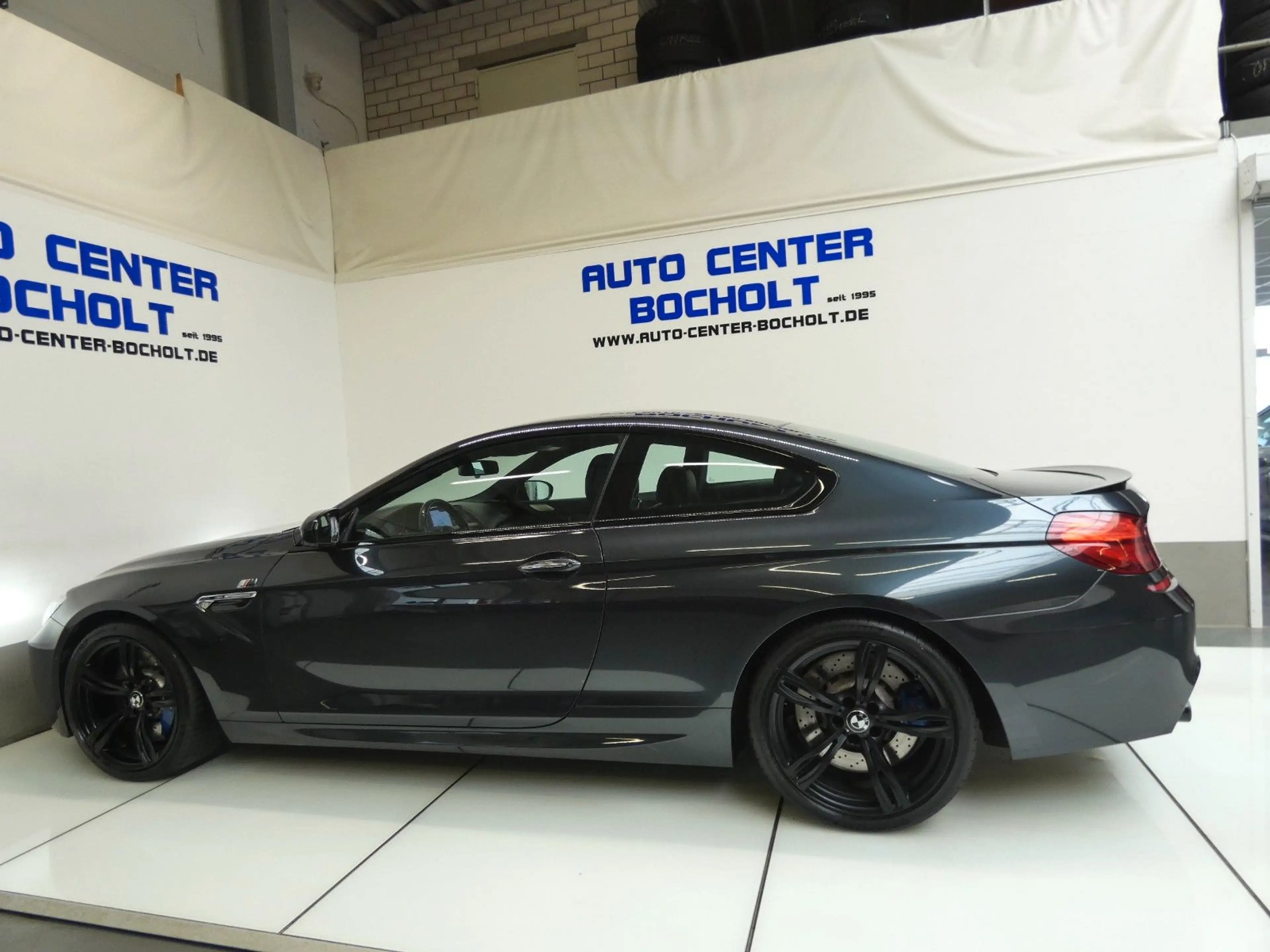BMW M6 Coupe*HUD*360Kamera*NaviProf*LM 20-Zoll — photo 14