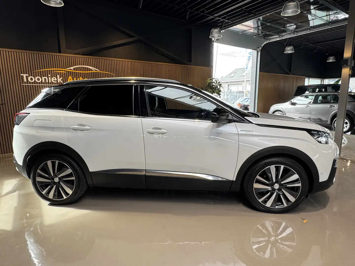 Peugeot 3008 1.2 GT HYBRIDE 4 Panorama Automaat navigatie, Clim - 2