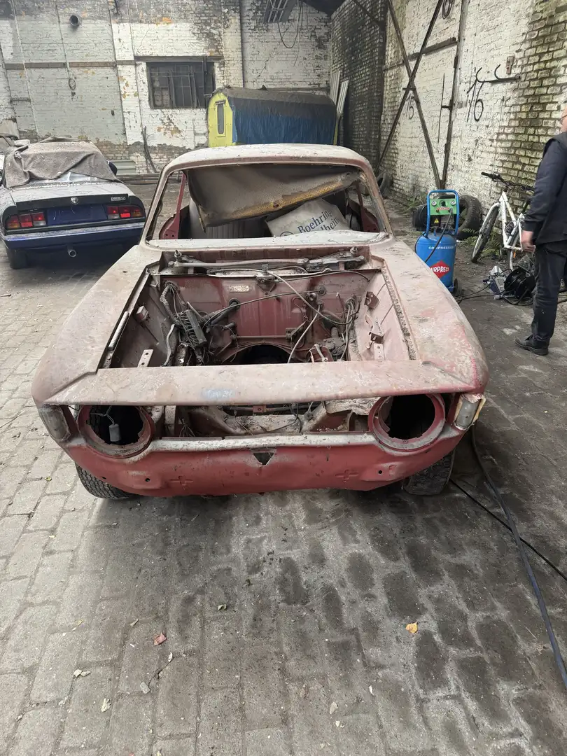 Alfa Romeo GT 1600 Sprint - 1