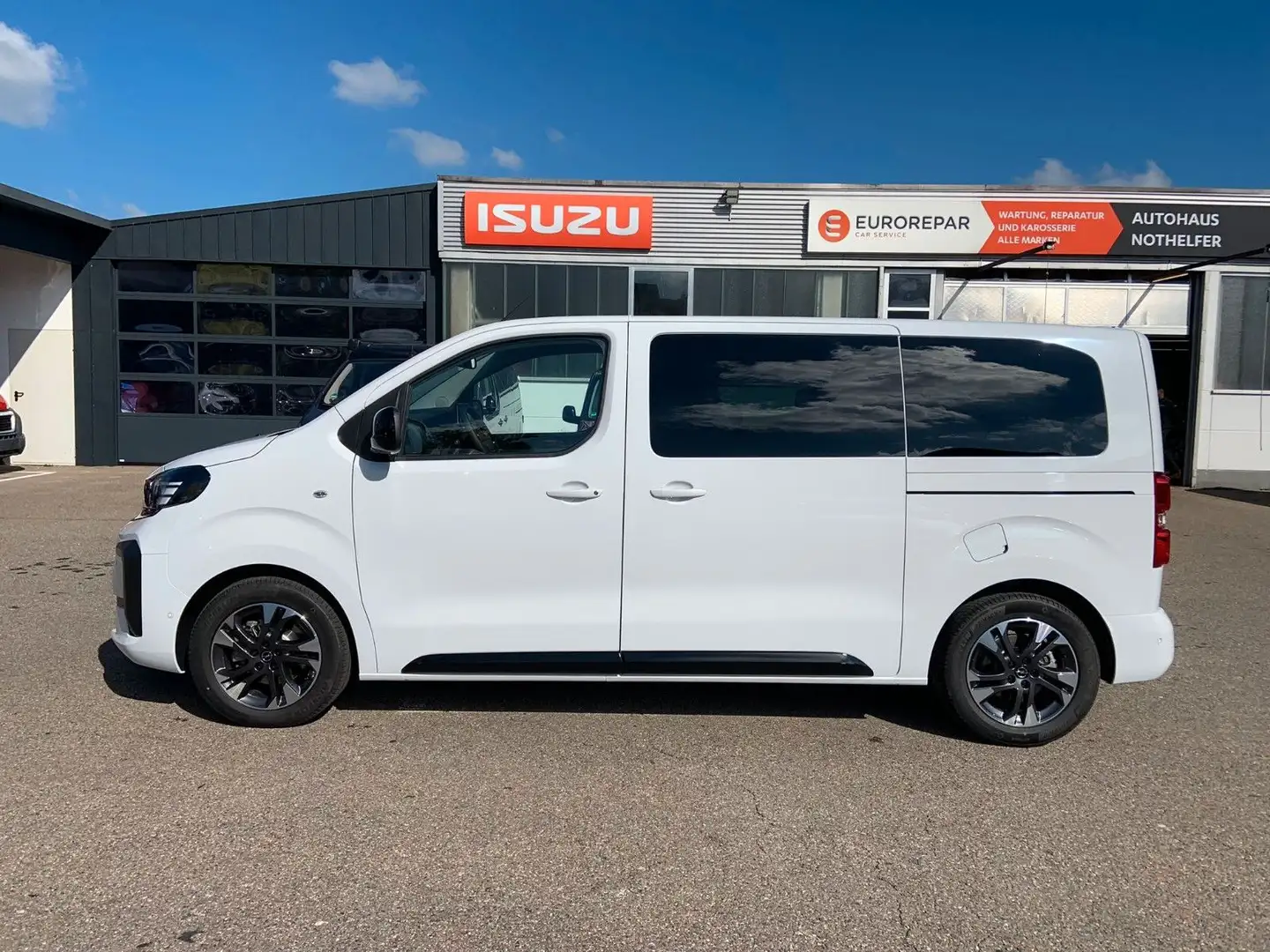 Opel Zafira Life GS Voll 8 Sitze AHK - 2850 KG 3 J GA Weiß - 1