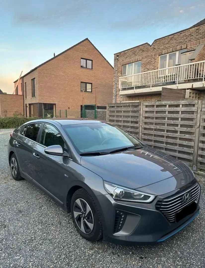 Hyundai IONIQ Hybrid 1.6 GDI Premium - 1
