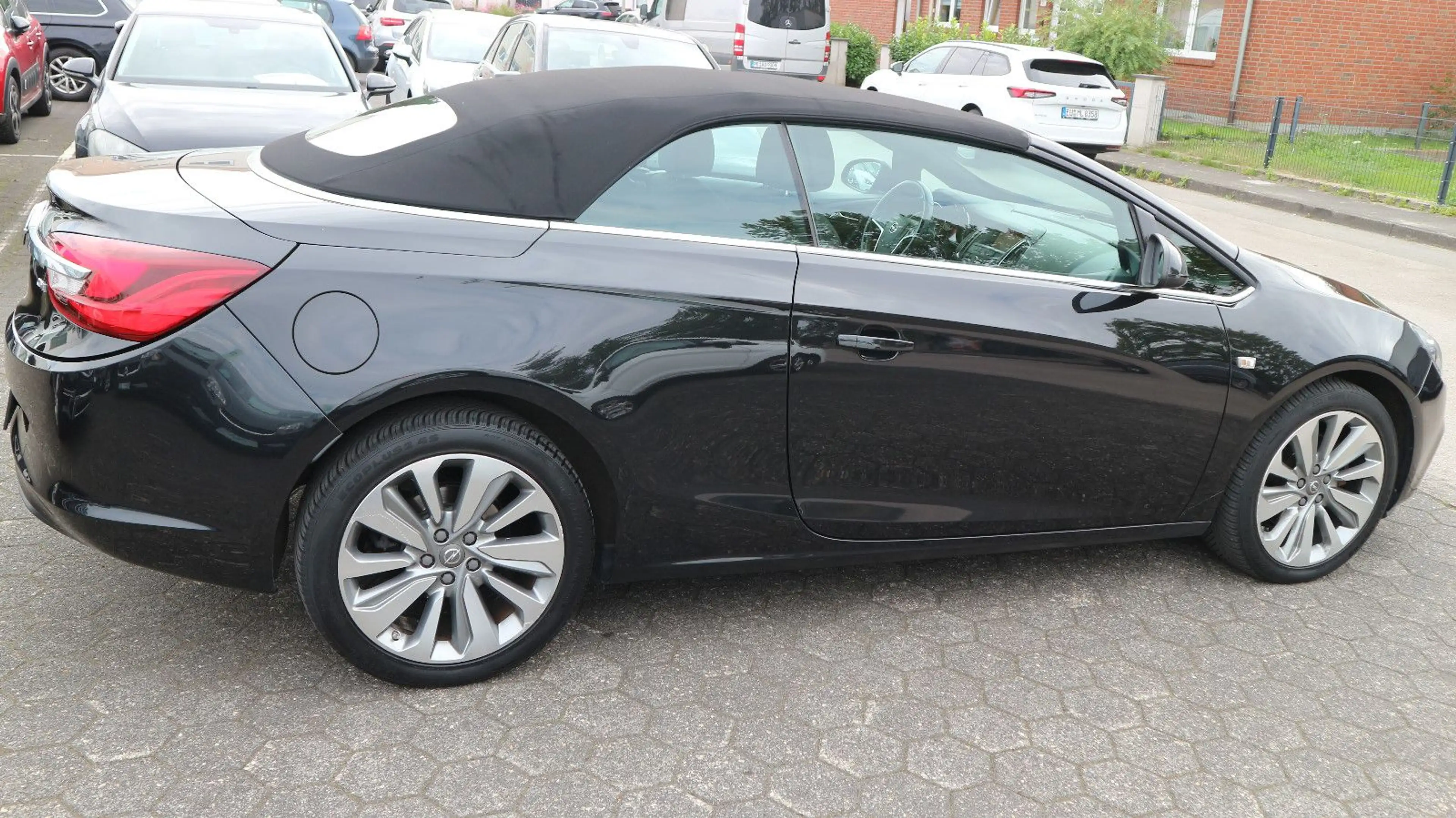 Opel Cascada Innovation Navi/Kamera/Automatik/Xenon.. — photo 12