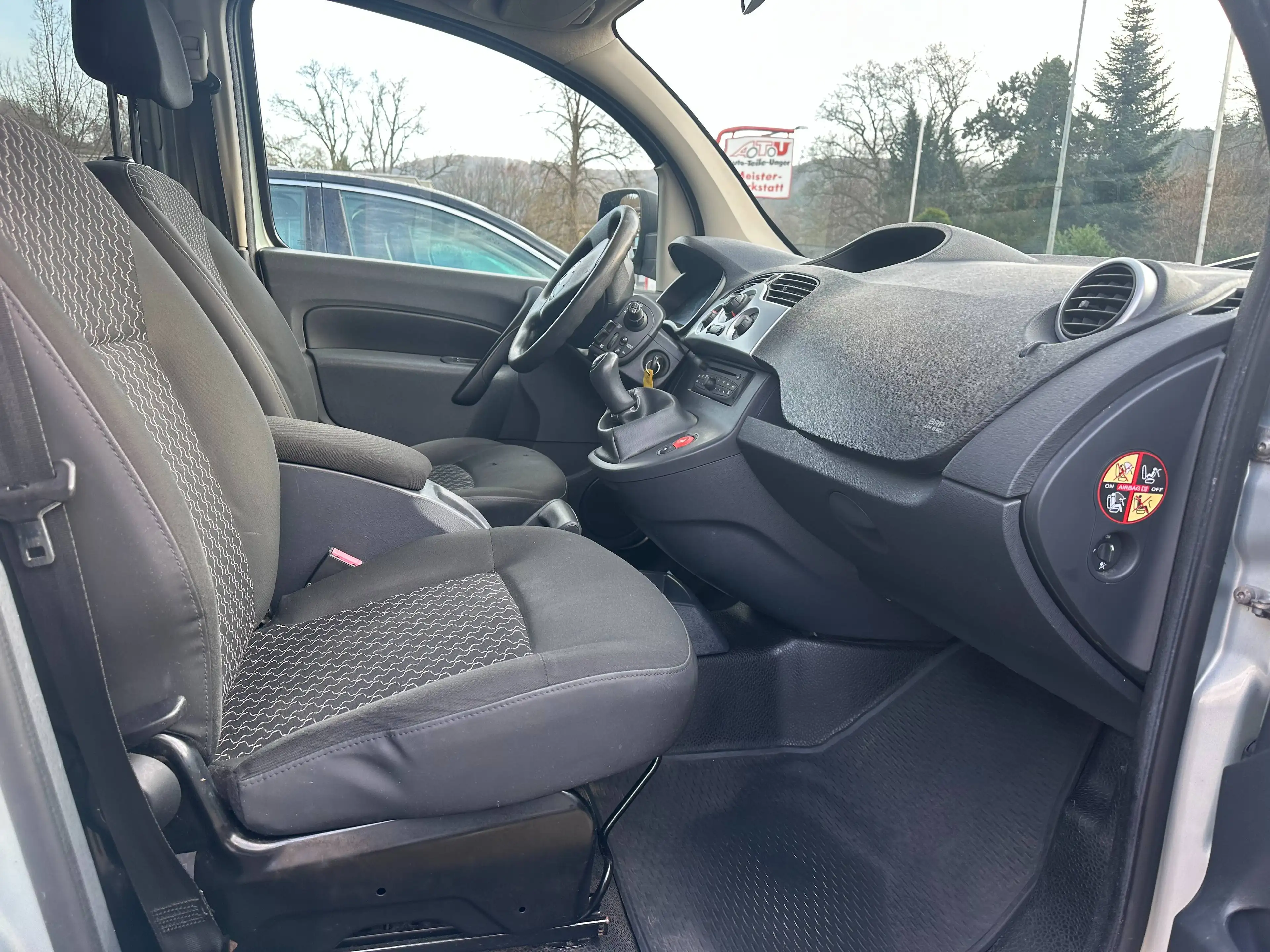 Renault Kangoo 1.5 dCi Maxi DO-KA+KLIMA+5 SITZE+SCHIEBETÜR — photo 11