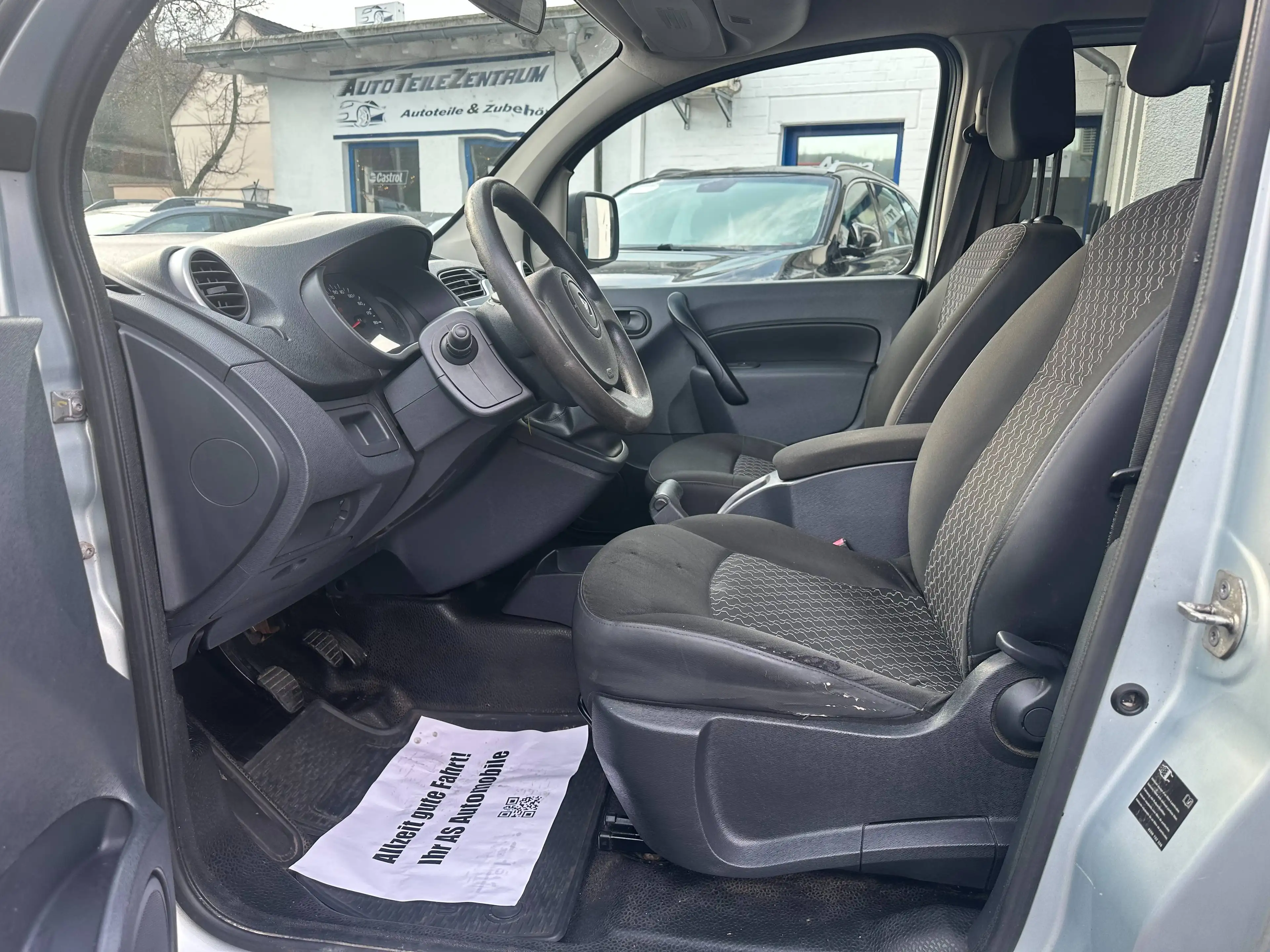 Renault Kangoo 1.5 dCi Maxi DO-KA+KLIMA+5 SITZE+SCHIEBETÜR — photo 6