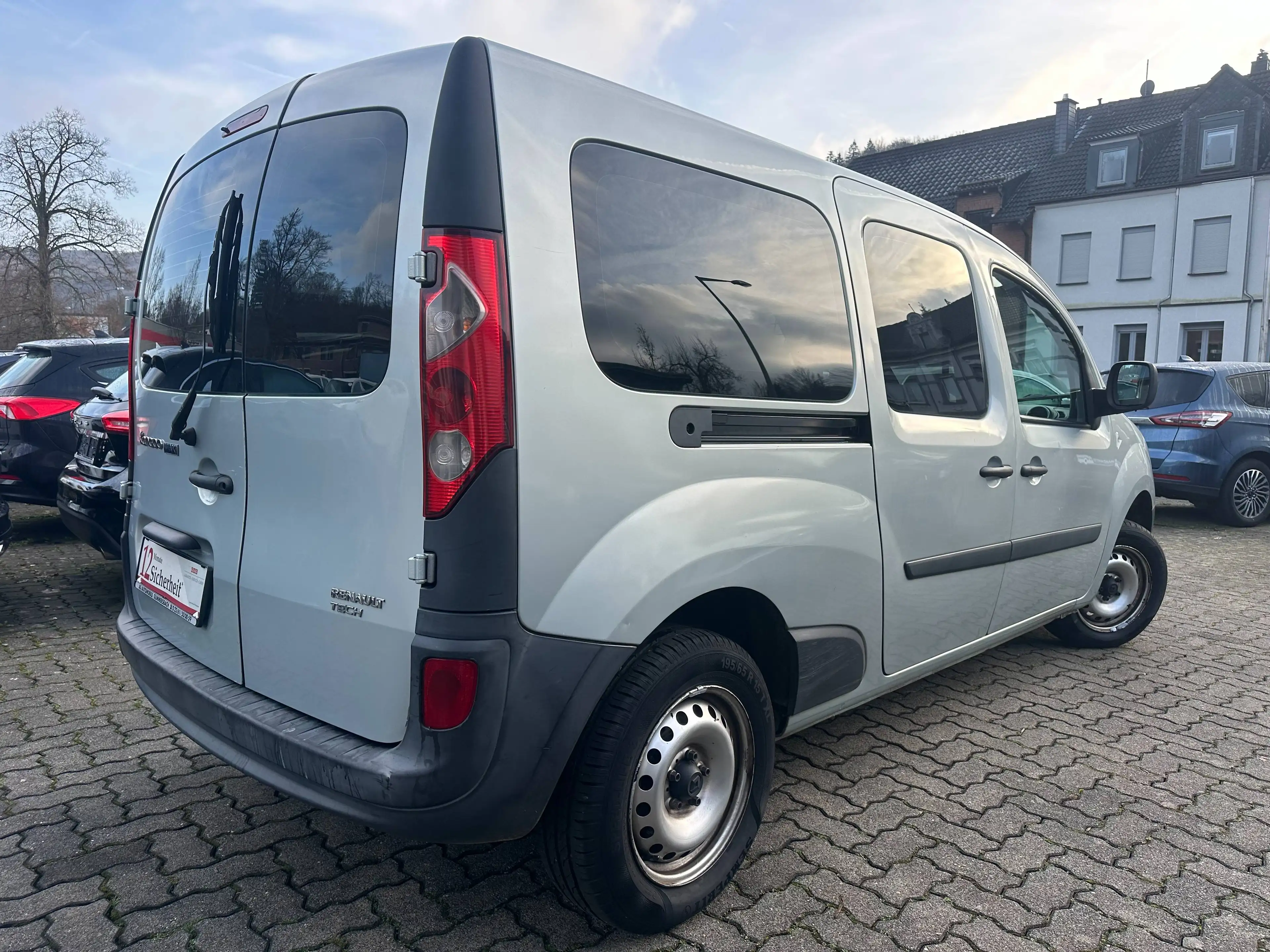 Renault Kangoo 1.5 dCi Maxi DO-KA+KLIMA+5 SITZE+SCHIEBETÜR — photo 4