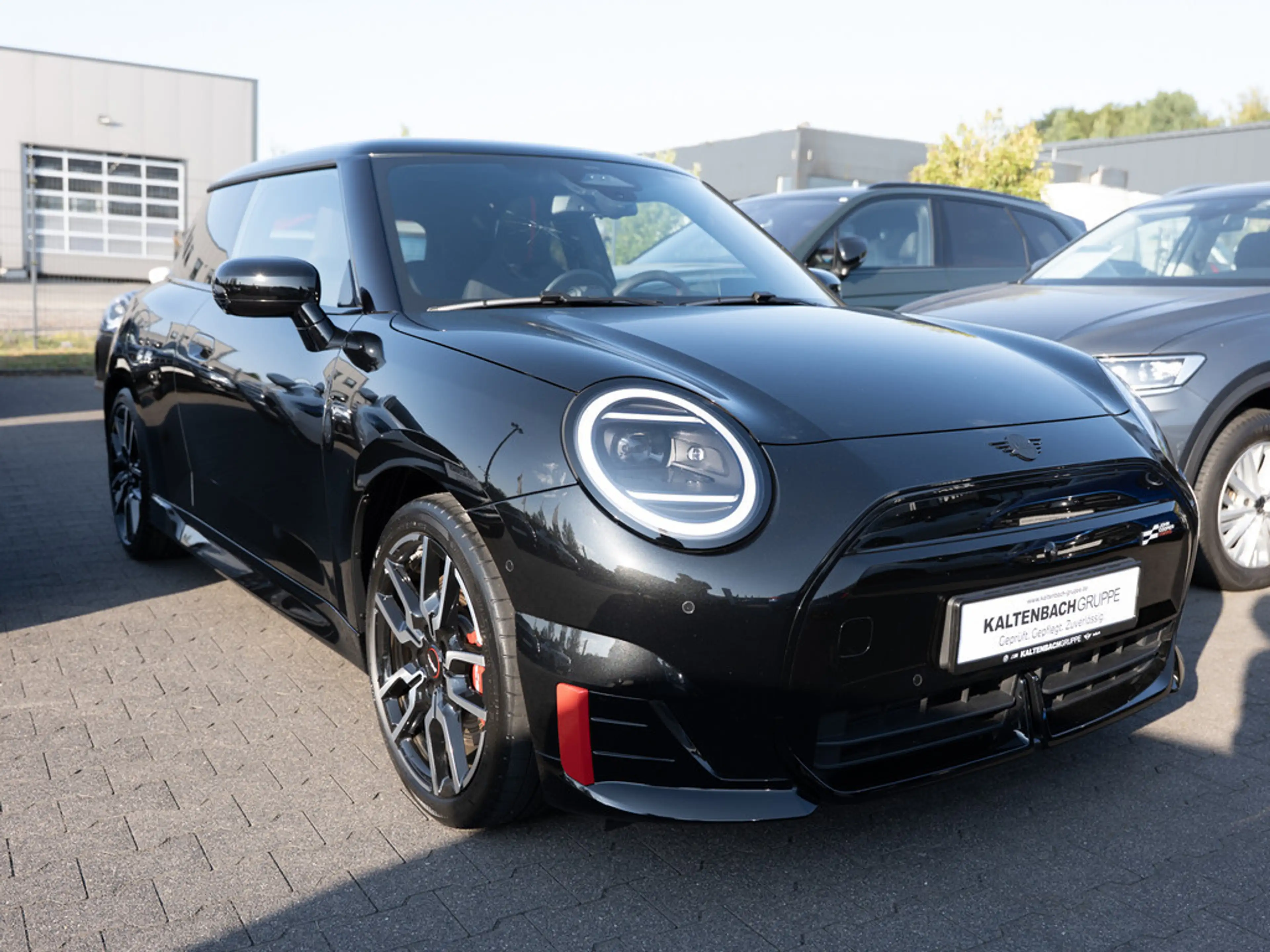 MINI John Cooper Works E PANO HUD LED NAVI H/K SHZ — photo 4