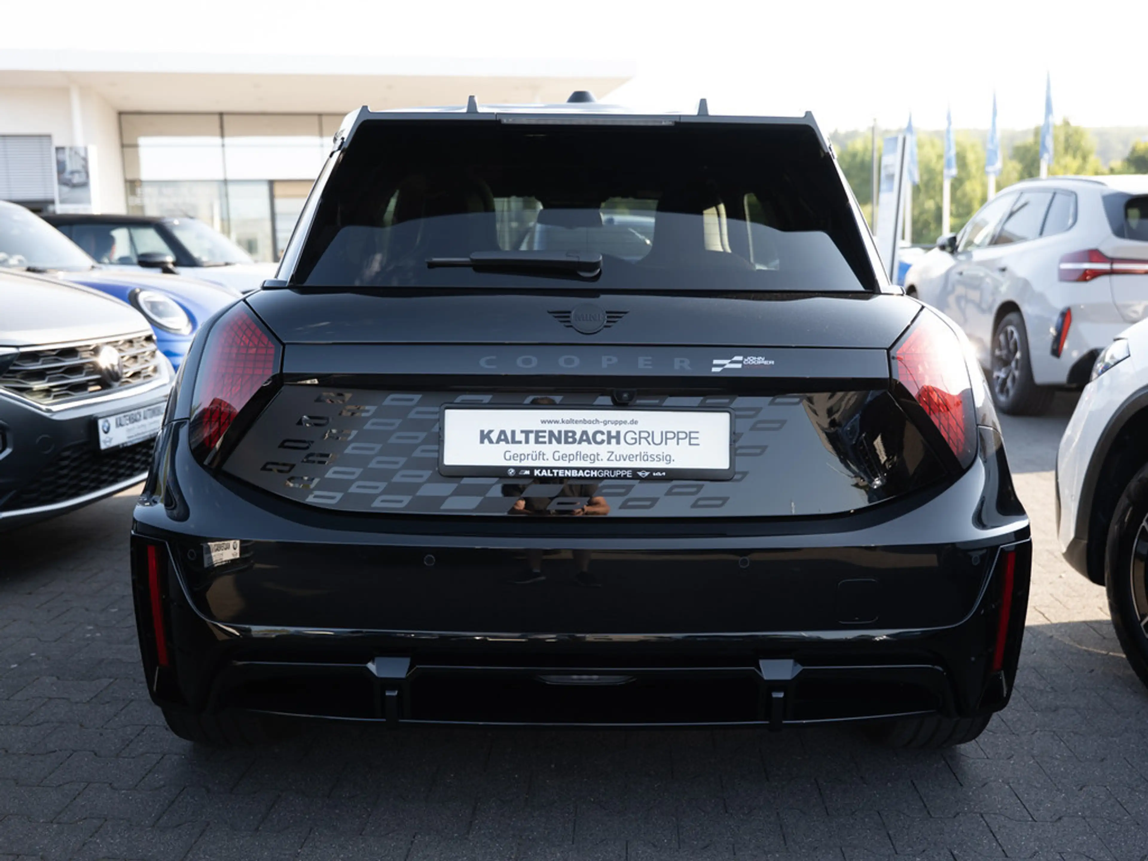 MINI John Cooper Works E PANO HUD LED NAVI H/K SHZ — photo 6