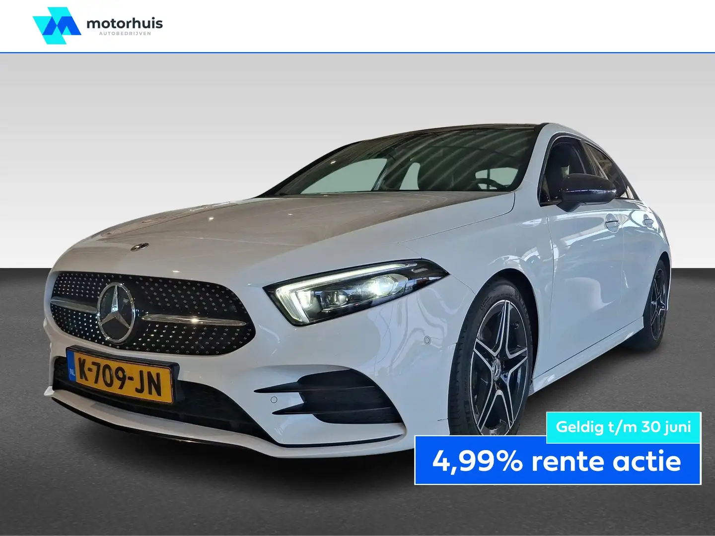 Mercedes-Benz A 180 Limousine A 136pk 7G-DCT Business Solution AMG Wit - 1