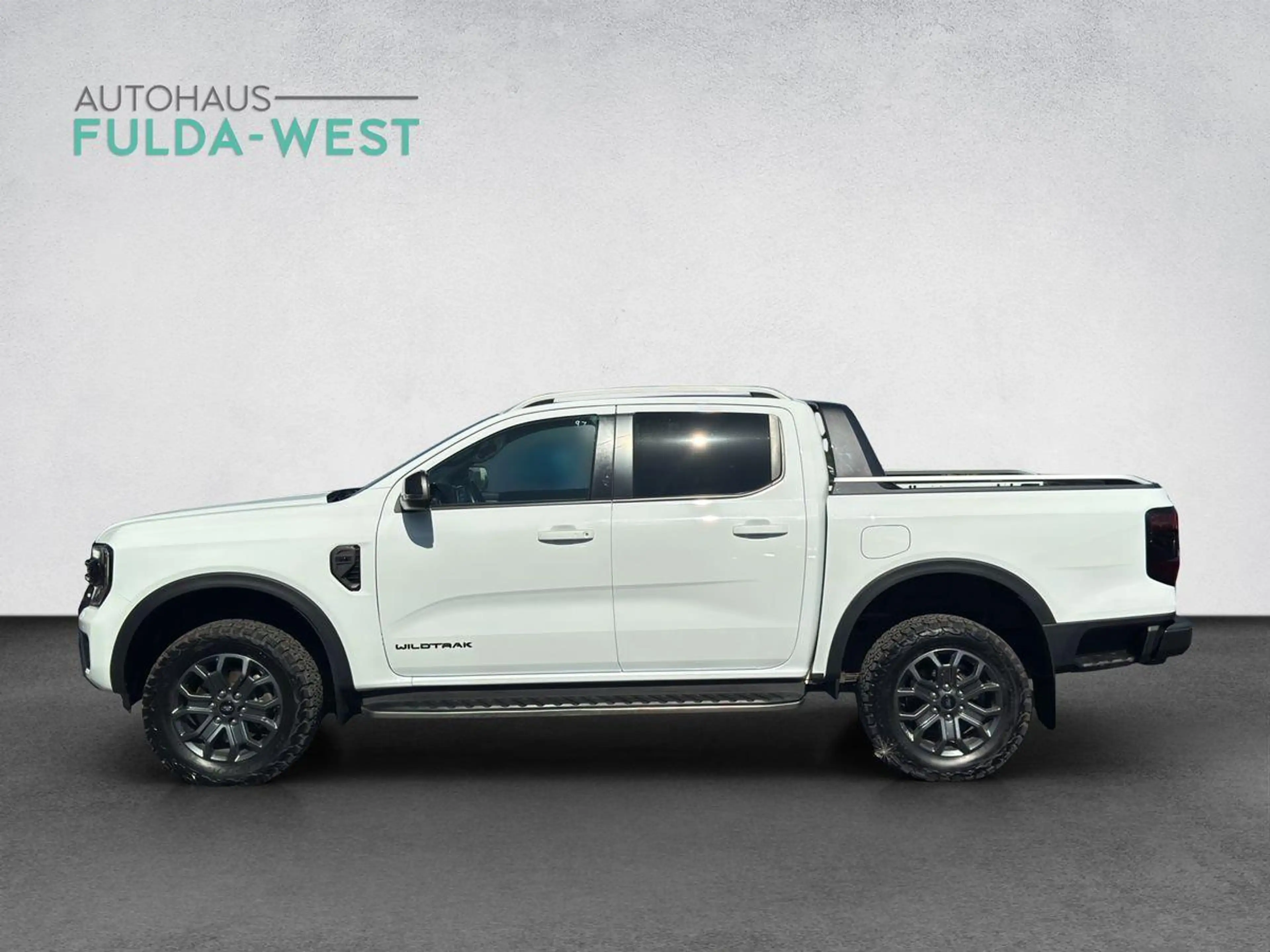 Ford Ranger 3.0 V6 Wildtrak e-4WD DoKa AHK ACC Kamera — photo 3