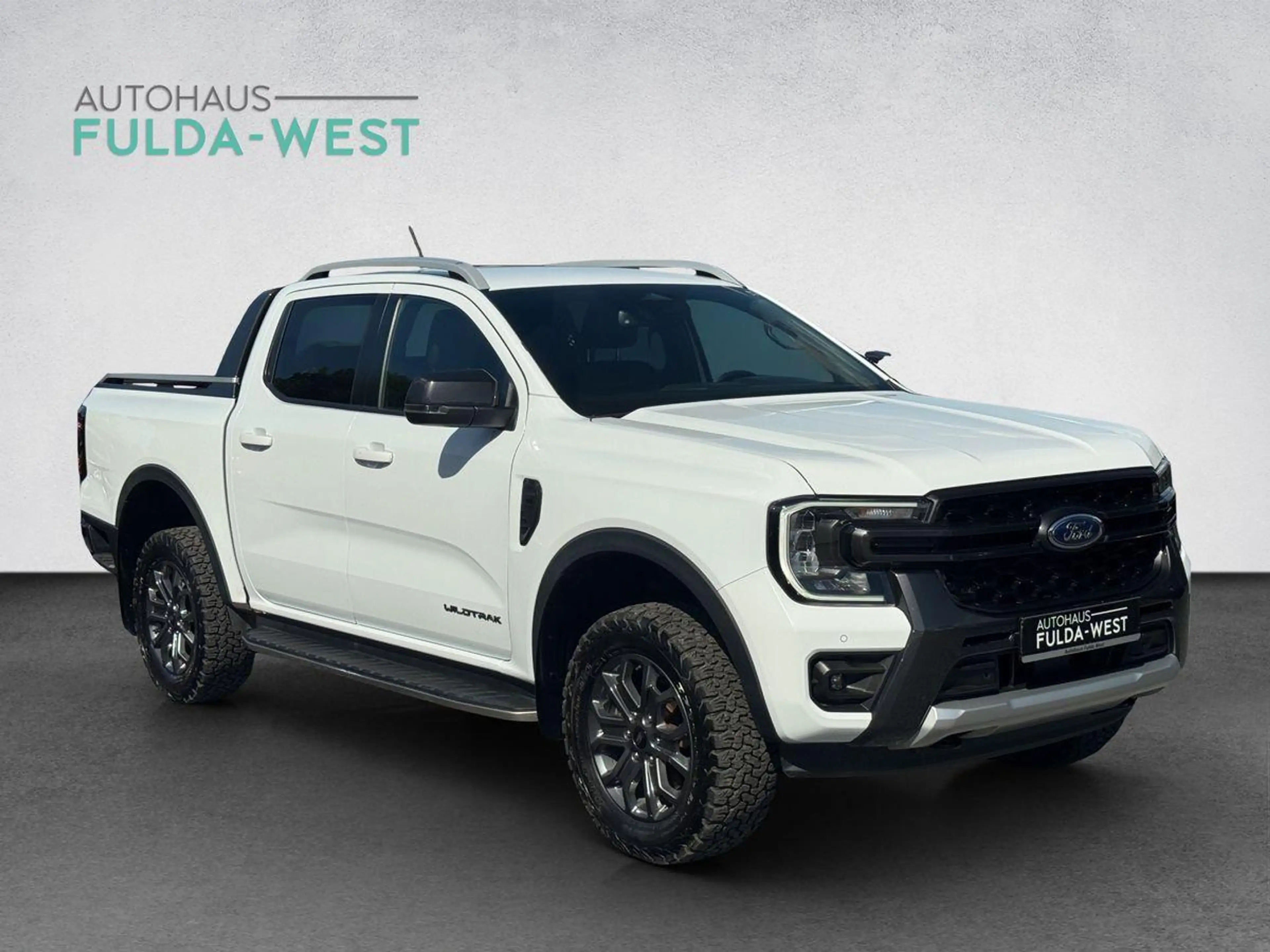 Ford Ranger 3.0 V6 Wildtrak e-4WD DoKa AHK ACC Kamera — photo 2