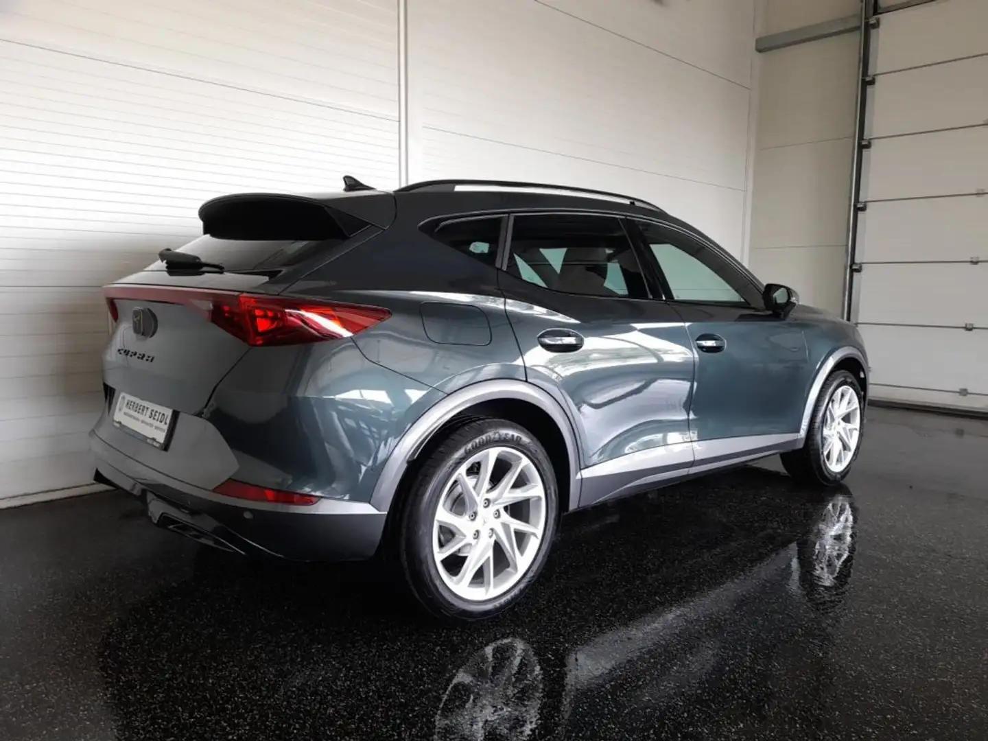 CUPRA Formentor PHEV DSG *VOLL-LED MIT DYN BLINKER & FLA / VIRTUELL / NAVI / KAMERA / ACC / KEYLESS* Grün - 2