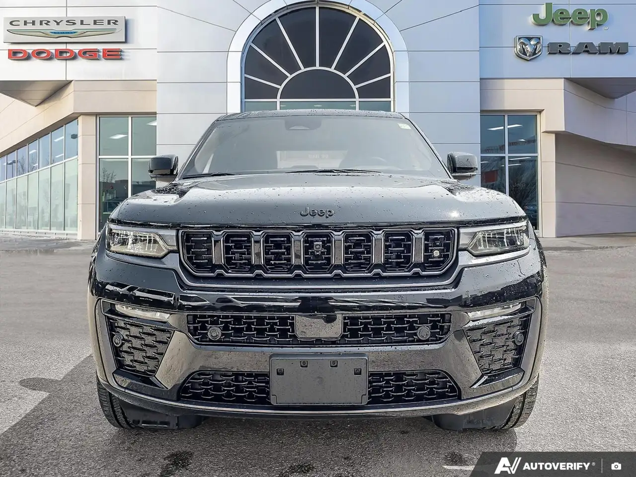 Jeep Grand Cherokee photo Jeep Grand Cherokee