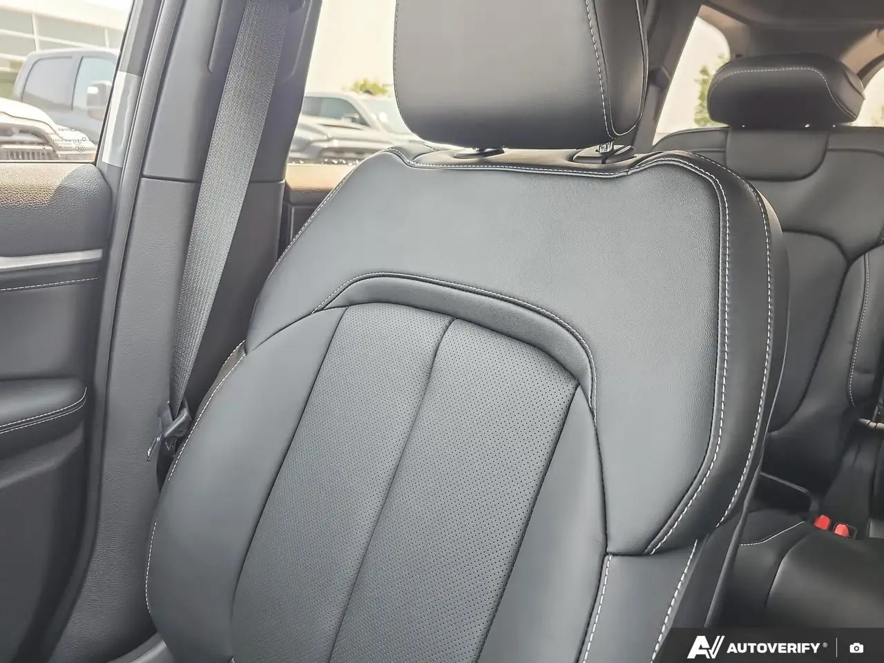 Jeep Grand Cherokee photo Jeep Grand Cherokee
