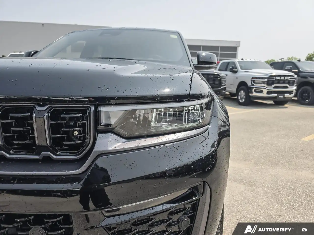 Jeep Grand Cherokee photo Jeep Grand Cherokee