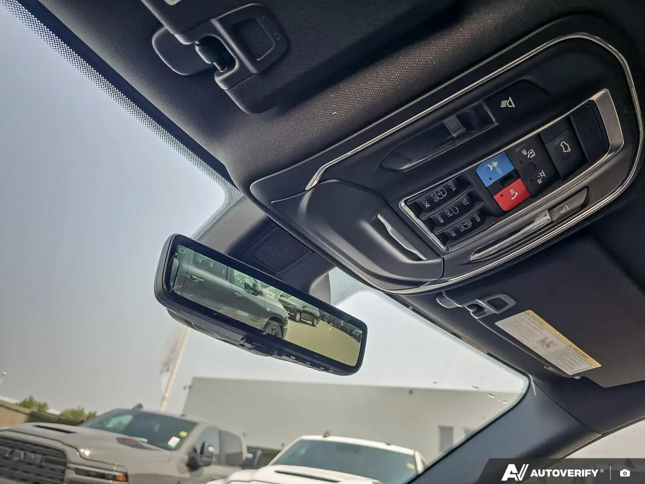 Jeep Grand Cherokee photo Jeep Grand Cherokee
