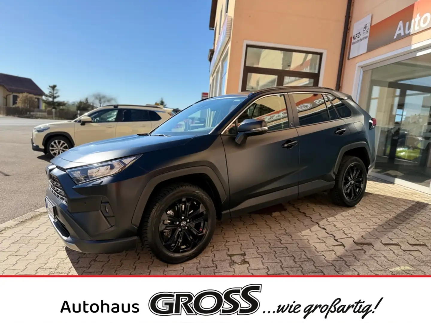 Toyota RAV 4 Hybrid 4x2 Team Deutschland 2.5 XPEL STEALTH Stand Schwarz - 1