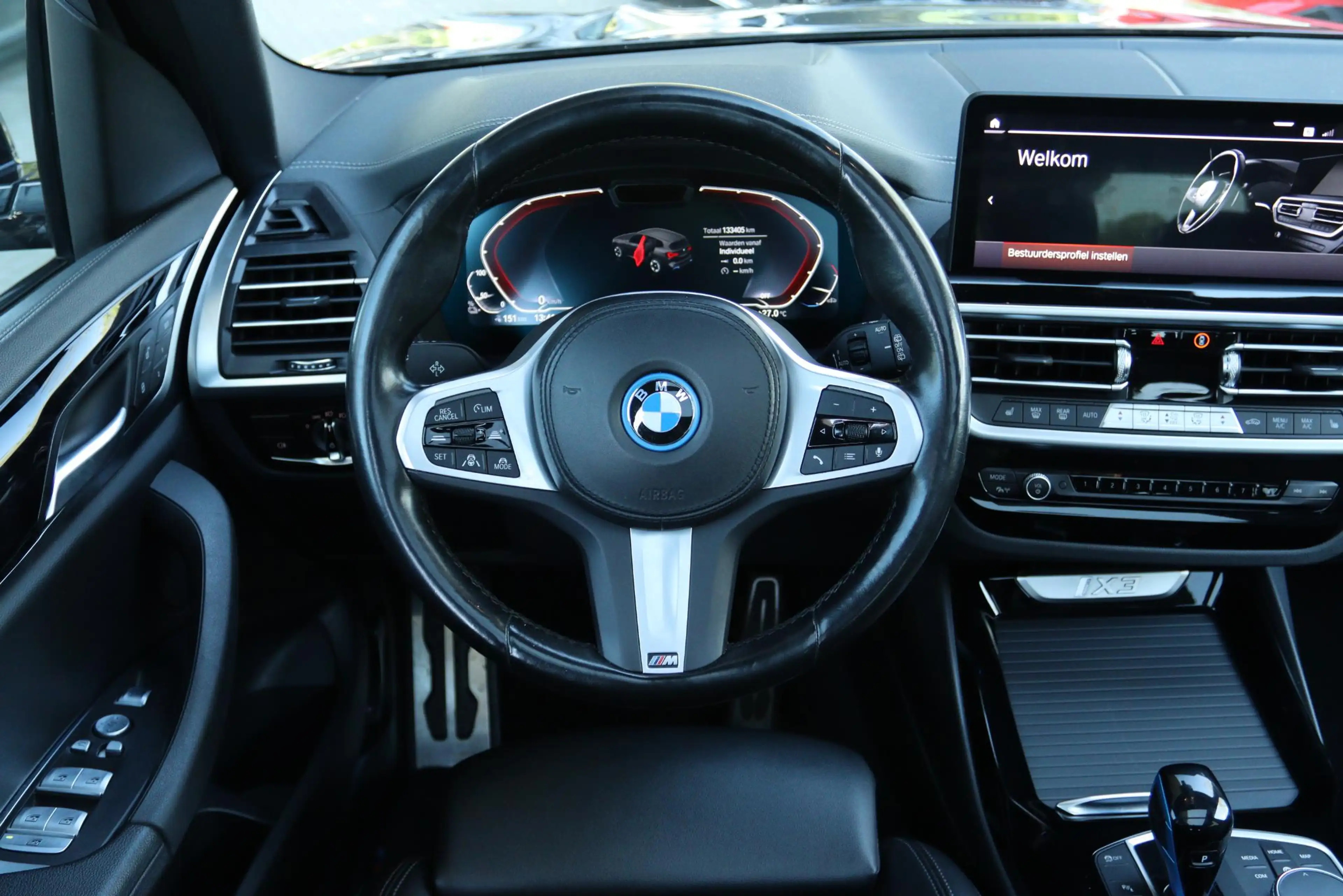 BMW iX3 EXECUTIVE M-SPORT 80 KWH SOH 100% | SHADOWLINE | P — photo 15