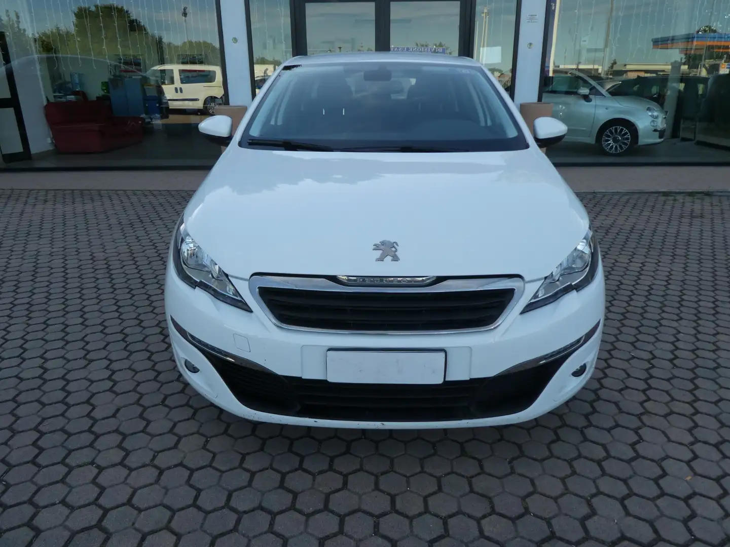 Peugeot 308 BlueHDi 100 S&S SW Business Weiß - 1