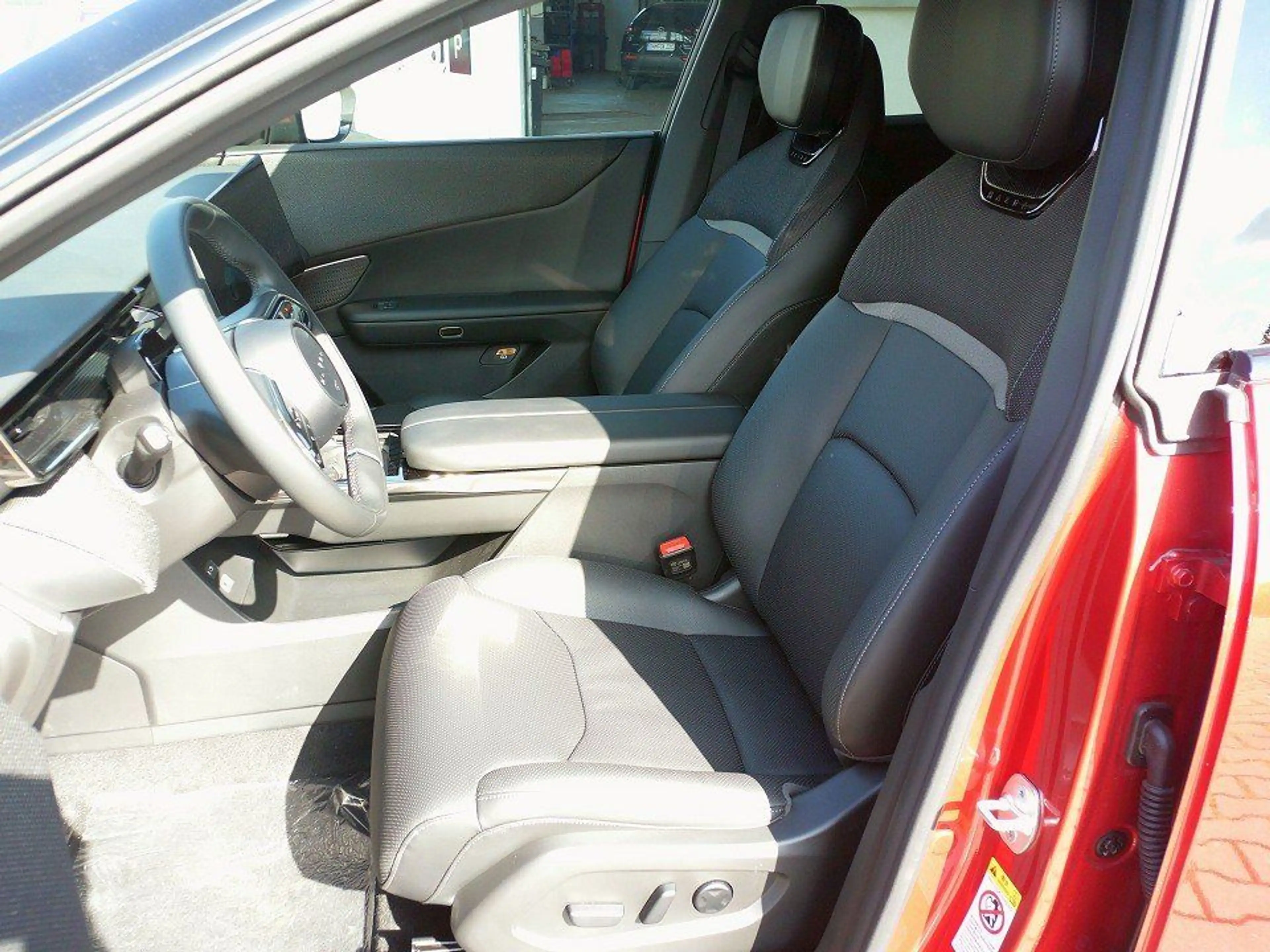Mazda CX-6e EV Takumi 21-ZOLL/360°/PANORAMA — photo 6