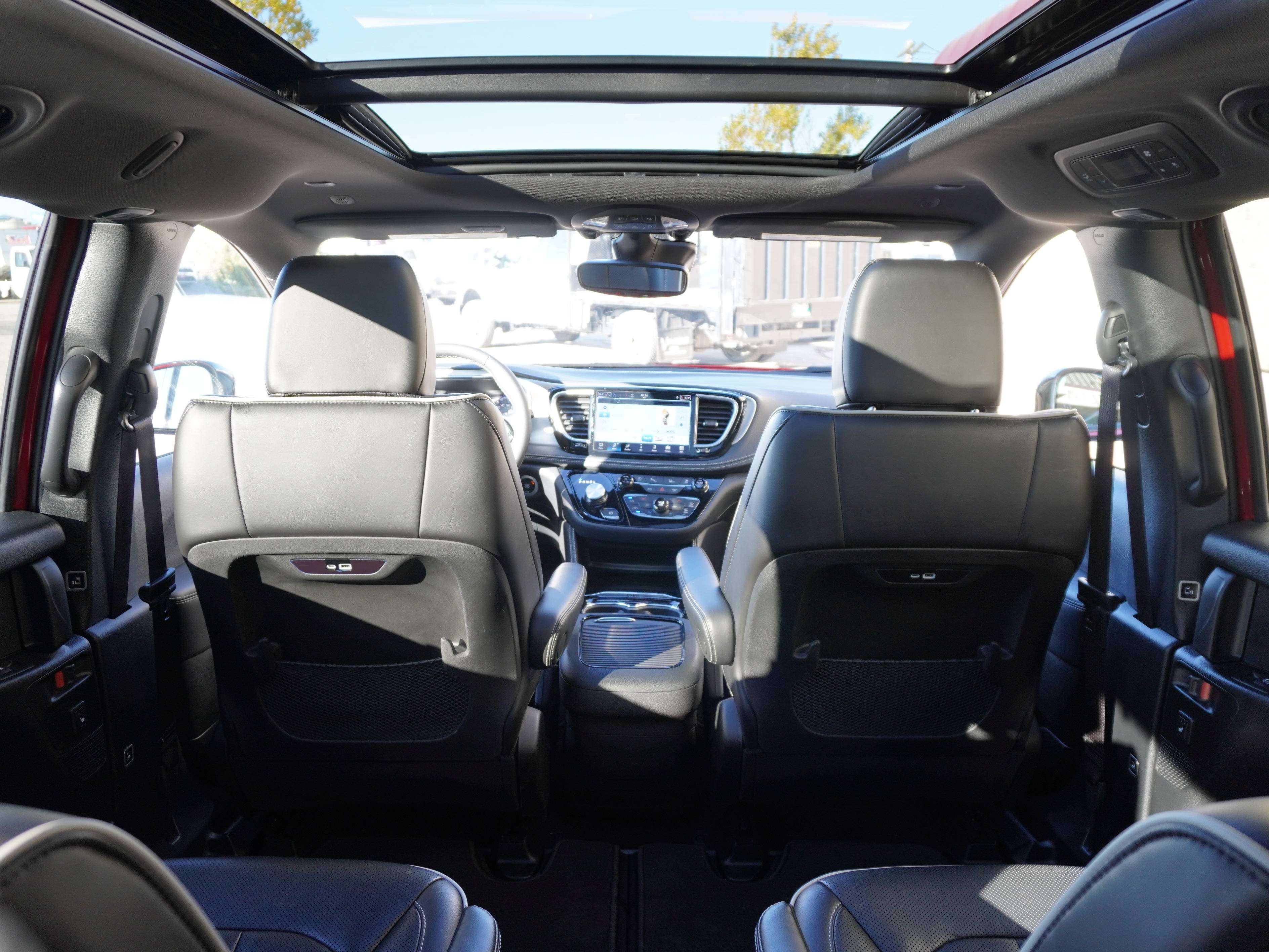 2024 Chrysler Pacifica