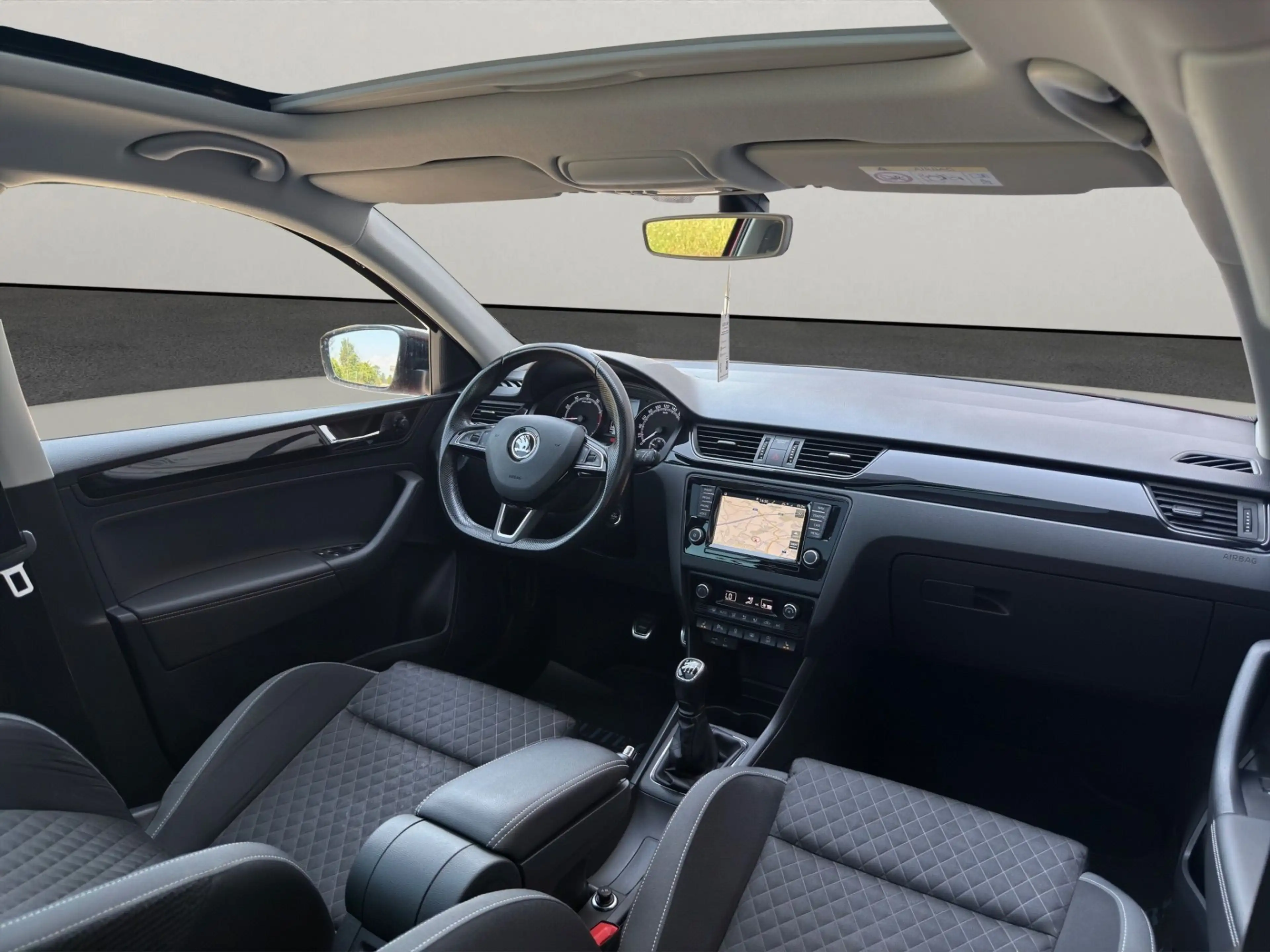 Skoda Rapid/Spaceback 1.0 TSI SPACEBACK / PANORAMAGLAS / RÜCKFAHRKAMMER — photo 10