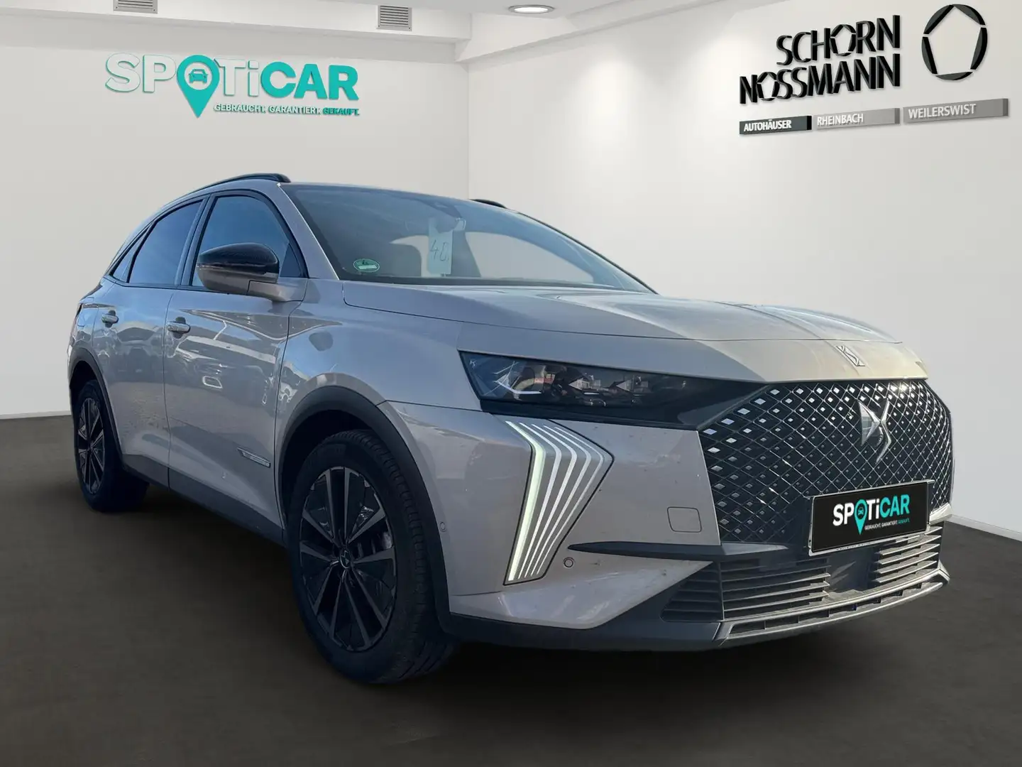 DS Automobiles DS 7 Crossback DS 7 ESPRIT DE VOYAGE BLUEHDI 130,1.HAND,LEDER,NAV Grau - 2