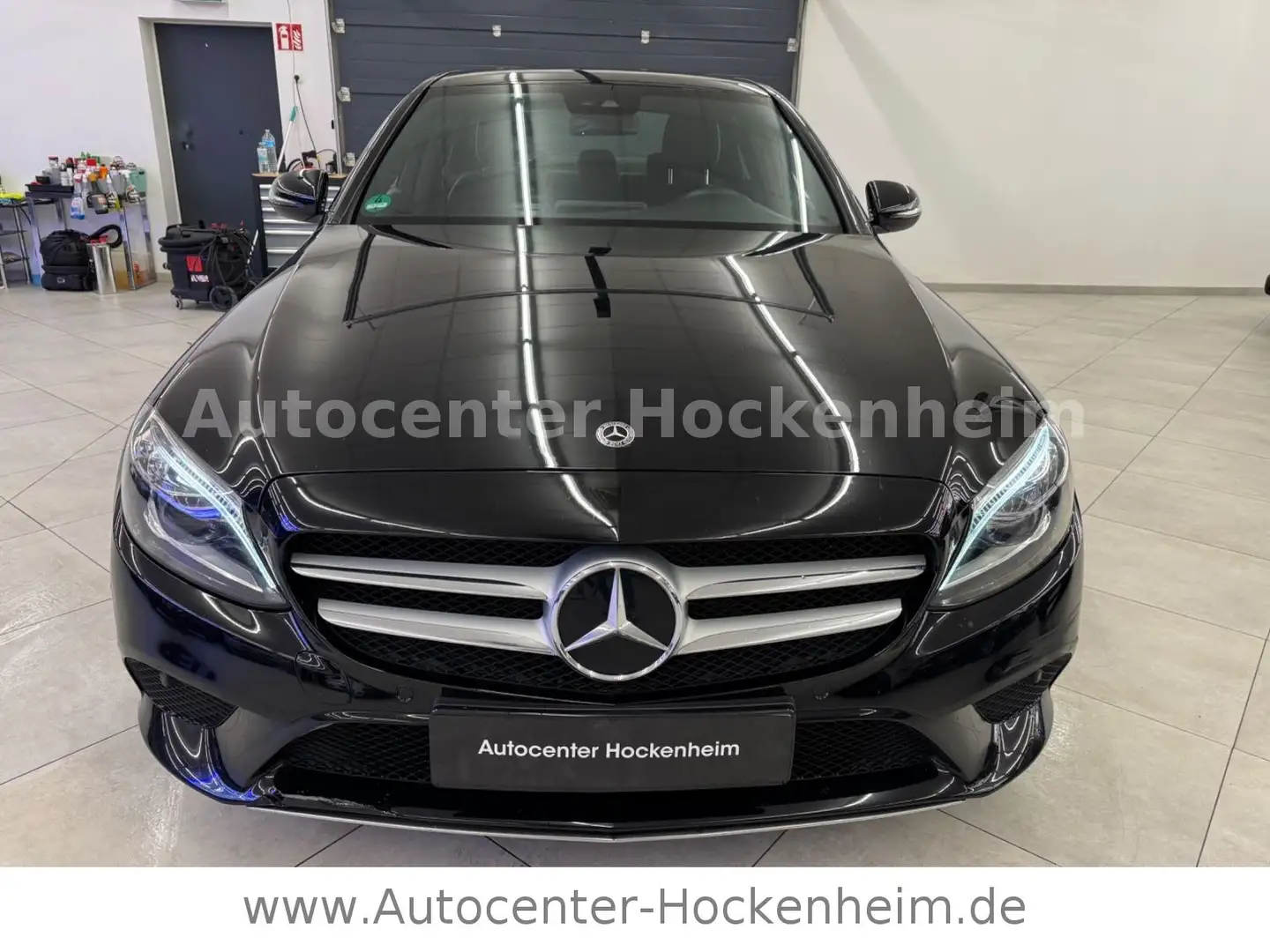 Mercedes-Benz C 200 C -Klasse Lim. C 200 d Automatik Schwarz - 2