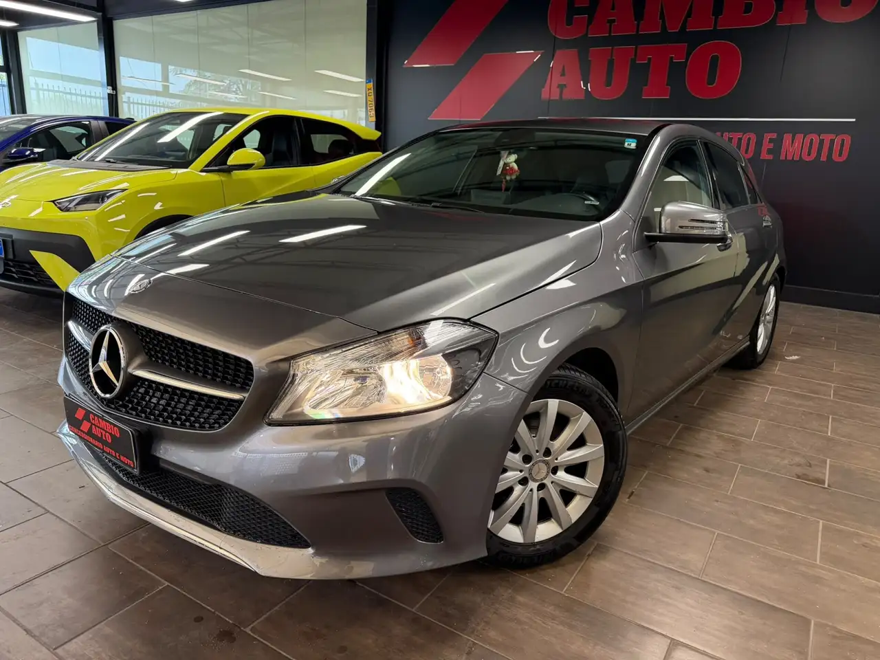 Mercedes-Benz A 180