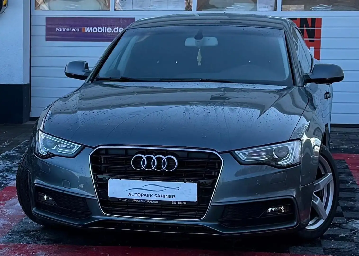 Audi A5 Sportback 1.8 TFSI*NAVI*KLIMA*PDC Grau - 1