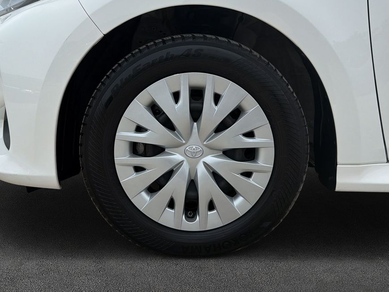 Toyota Yaris Hybrid 116 Business Edition — photo 7