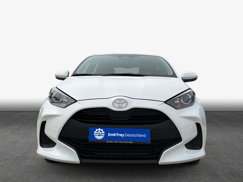 Toyota Yaris Hybrid 116 Business Edition — photo 3
