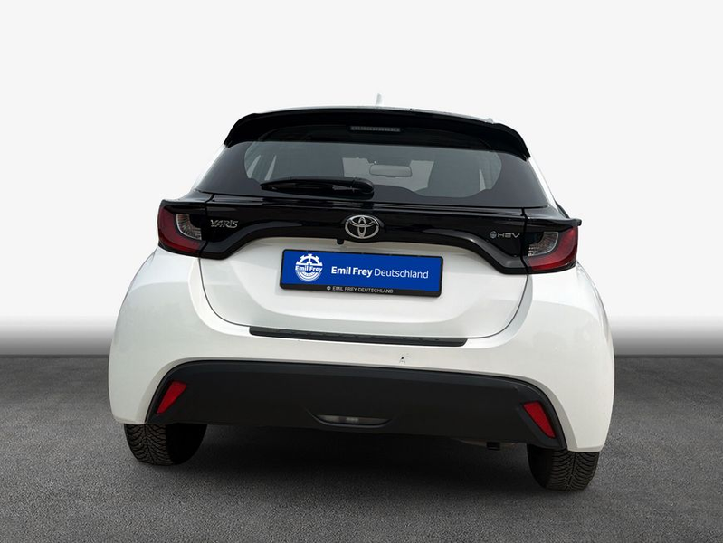 Toyota Yaris Hybrid 116 Business Edition — photo 5