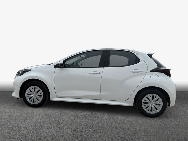Toyota Yaris Hybrid 116 Business Edition — photo 4