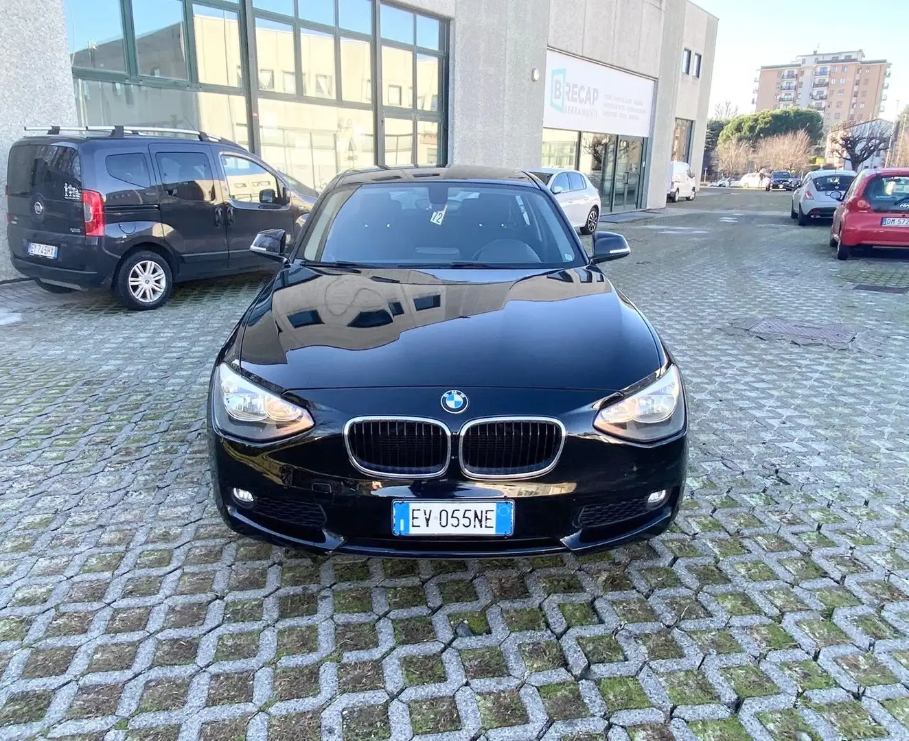 BMW 116 116d 5P. Automatik*Navi*Cerchi*Sensori*Bluetooth*C Nero - 2