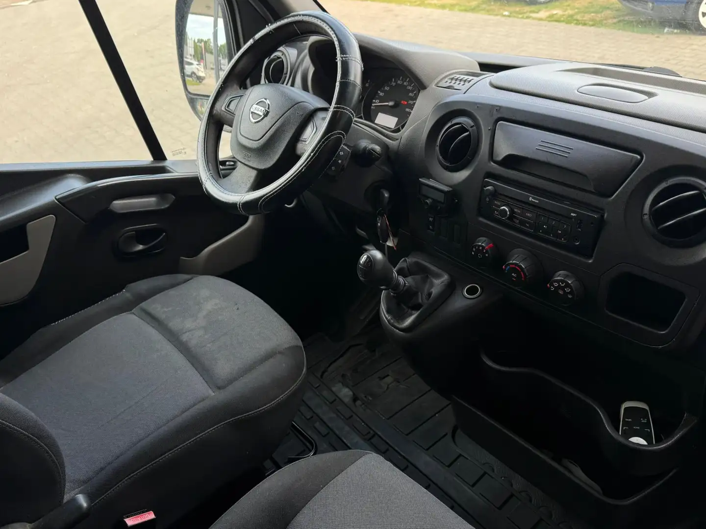 Nissan NV400 2.3 dCi L2H2 Professional Edition|airco|navi|trekh Білий - 2
