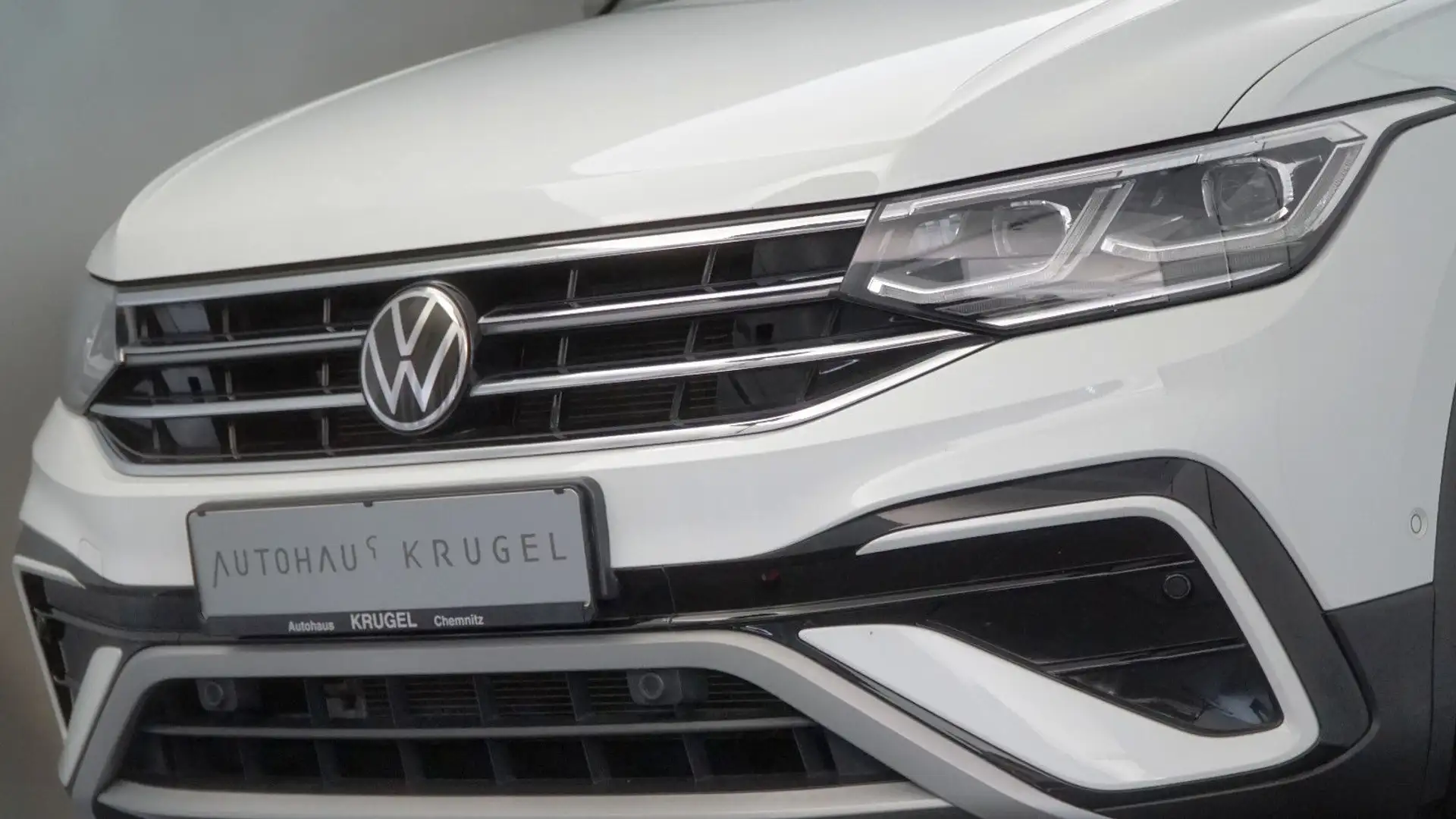 Volkswagen Tiguan Allspace Elegance 4Motion 7Sitzer! Weiß - 2